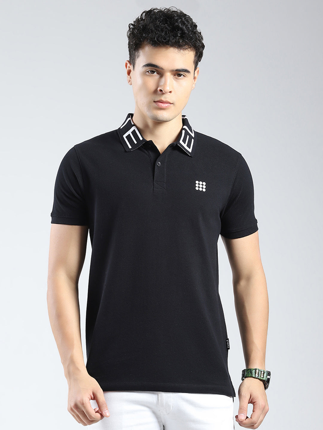 Rock.it Men Black Solid Collar Half Sleeve T-Shirt