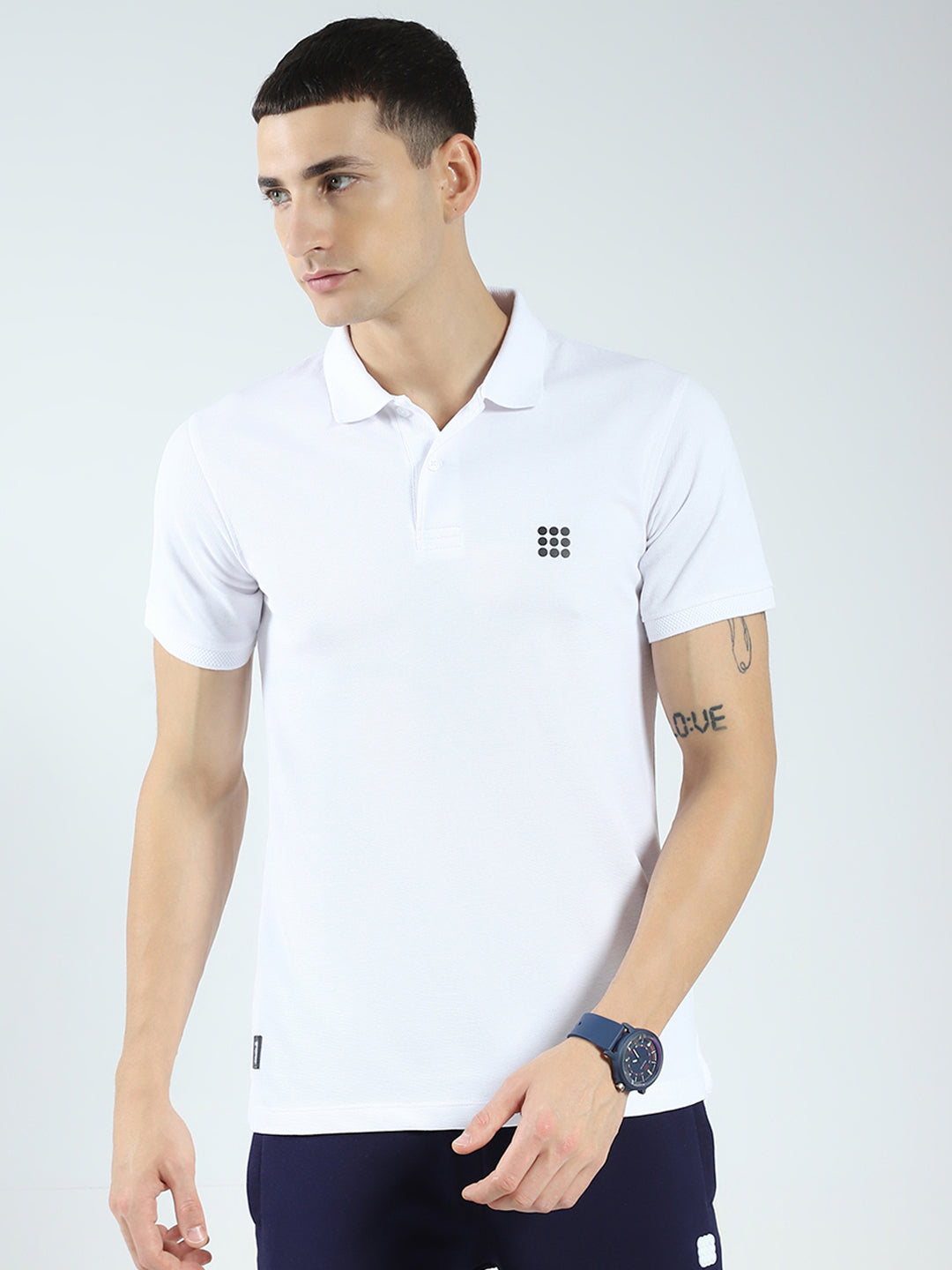 Rock.it Men White Solid Collar Half Sleeve T-Shirt