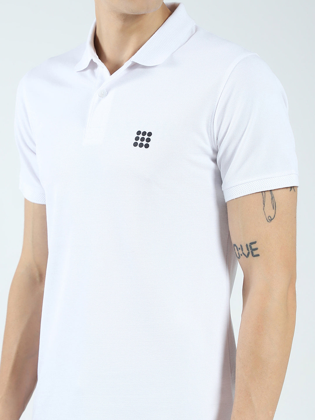 Rock.it Men White Solid Collar Half Sleeve T-Shirt