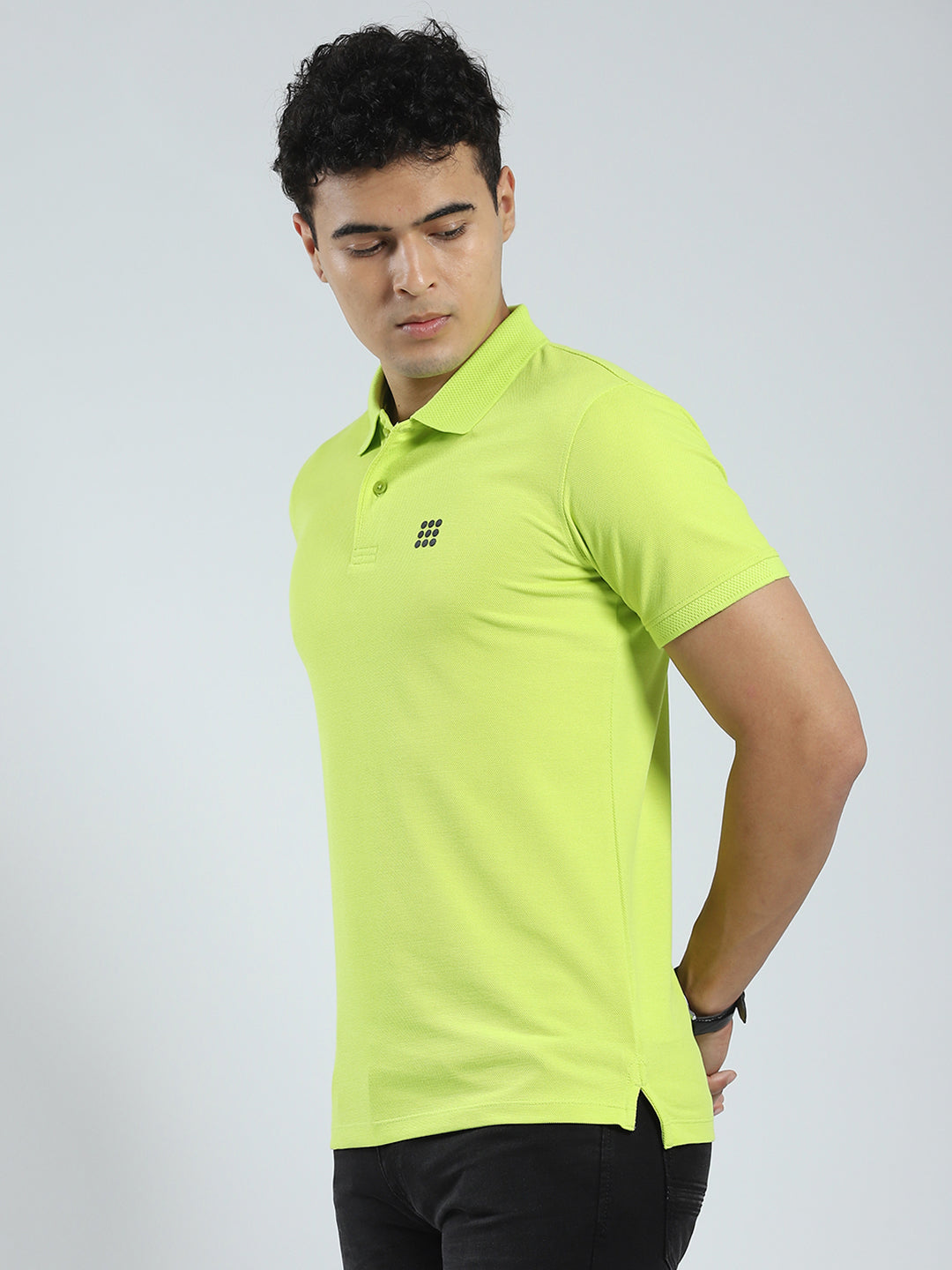 Rock.it Men Green Solid Collar Half Sleeve T-Shirt