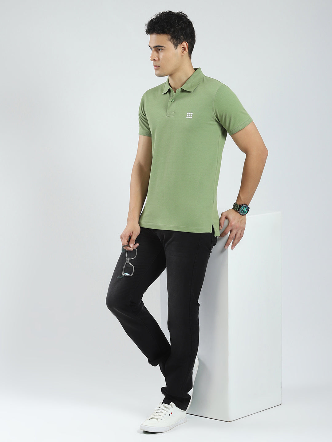 Rock.it Men Green Solid Collar Half Sleeve T-Shirt