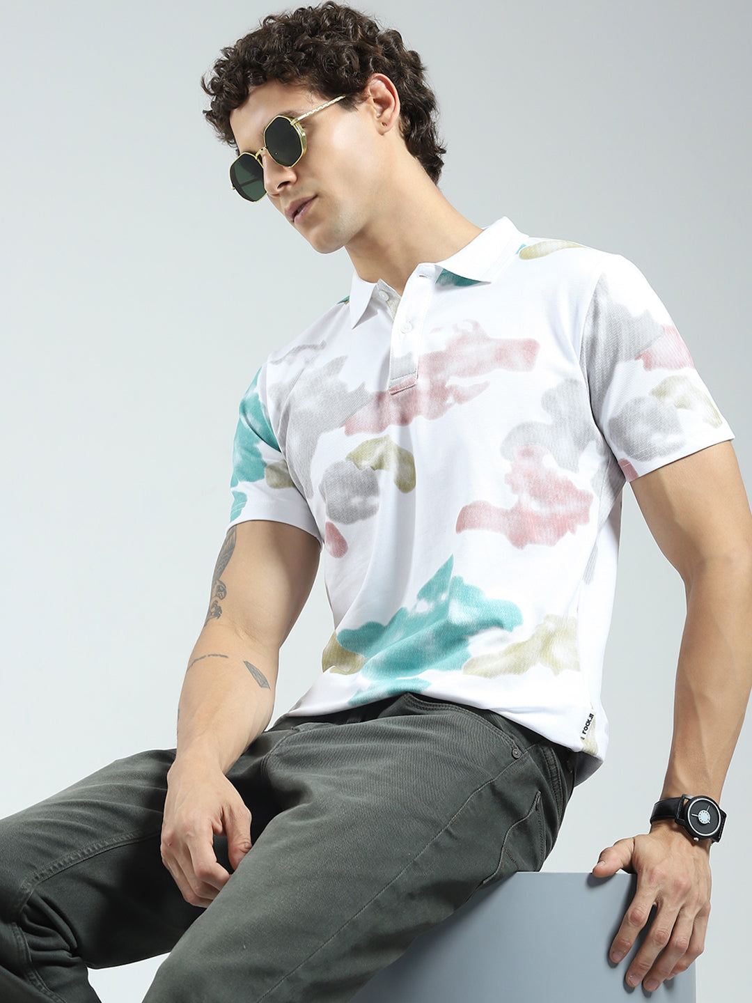 Rock.it Men White Printed Collar Half Sleeve T-Shirt
