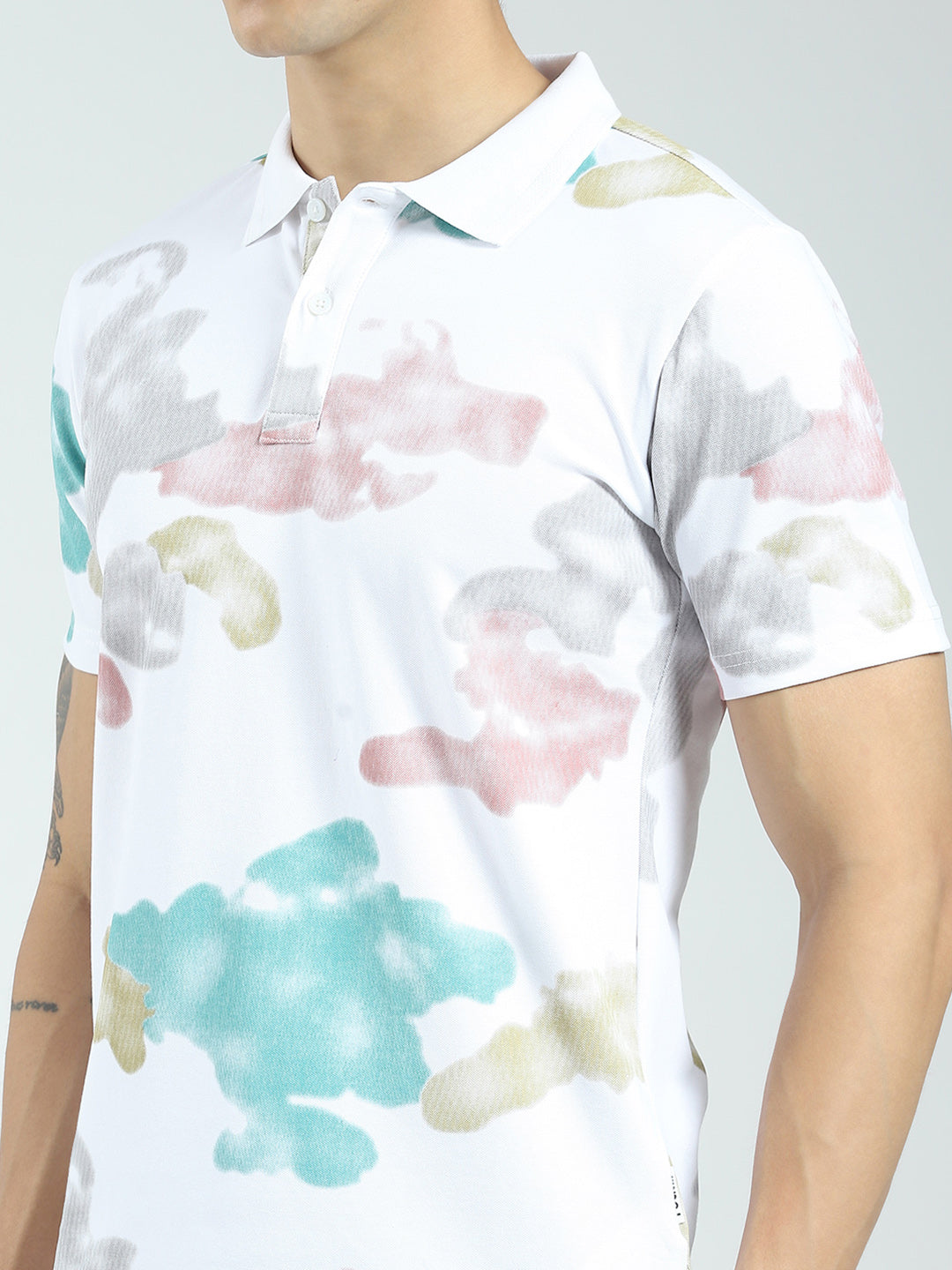Rock.it Men White Printed Collar Half Sleeve T-Shirt