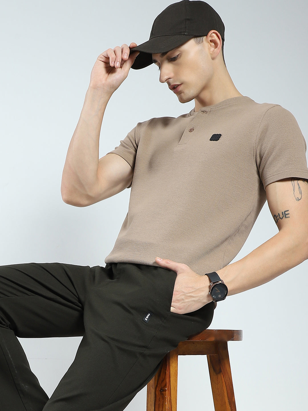 Rock.it Men Beige Solid Round Neck Half Sleeve T-Shirt