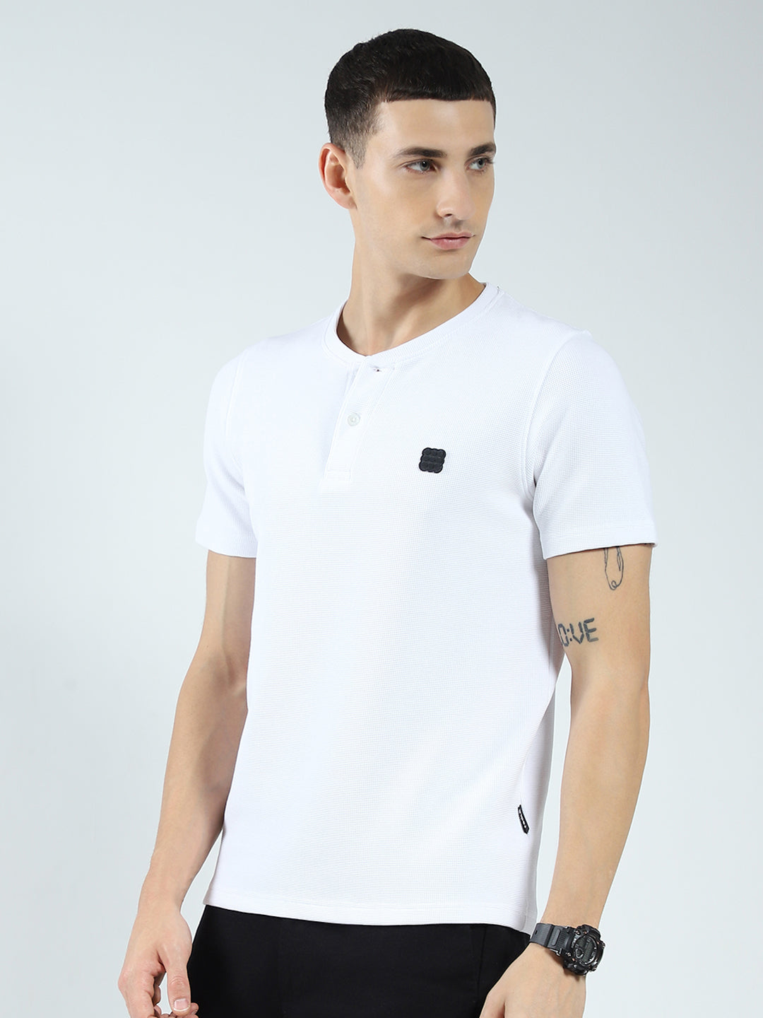 Rock.it Men White Solid Round Neck Half Sleeve T-Shirt
