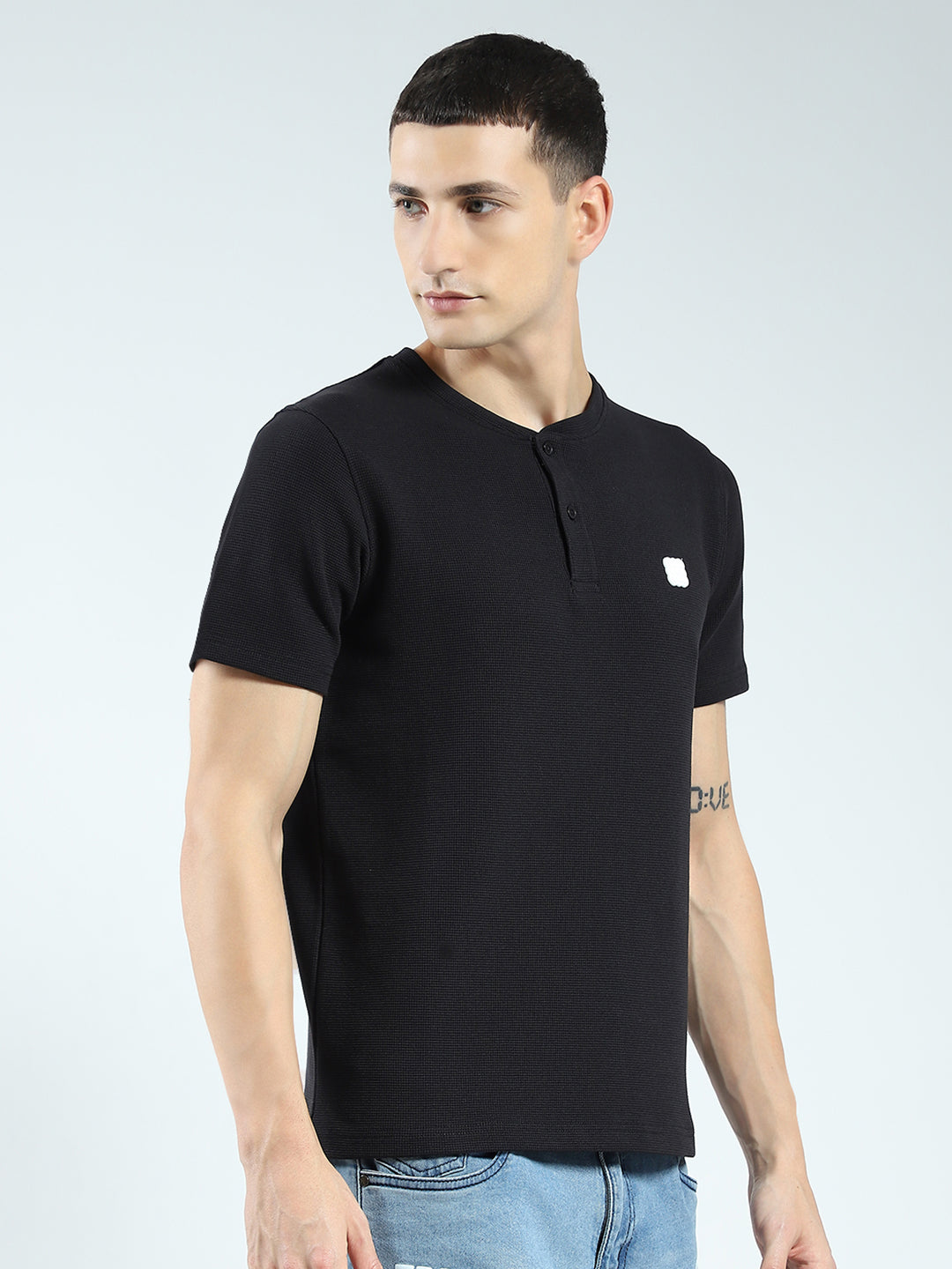 Rock.it Men Black Solid Round Neck Half Sleeve T-Shirt