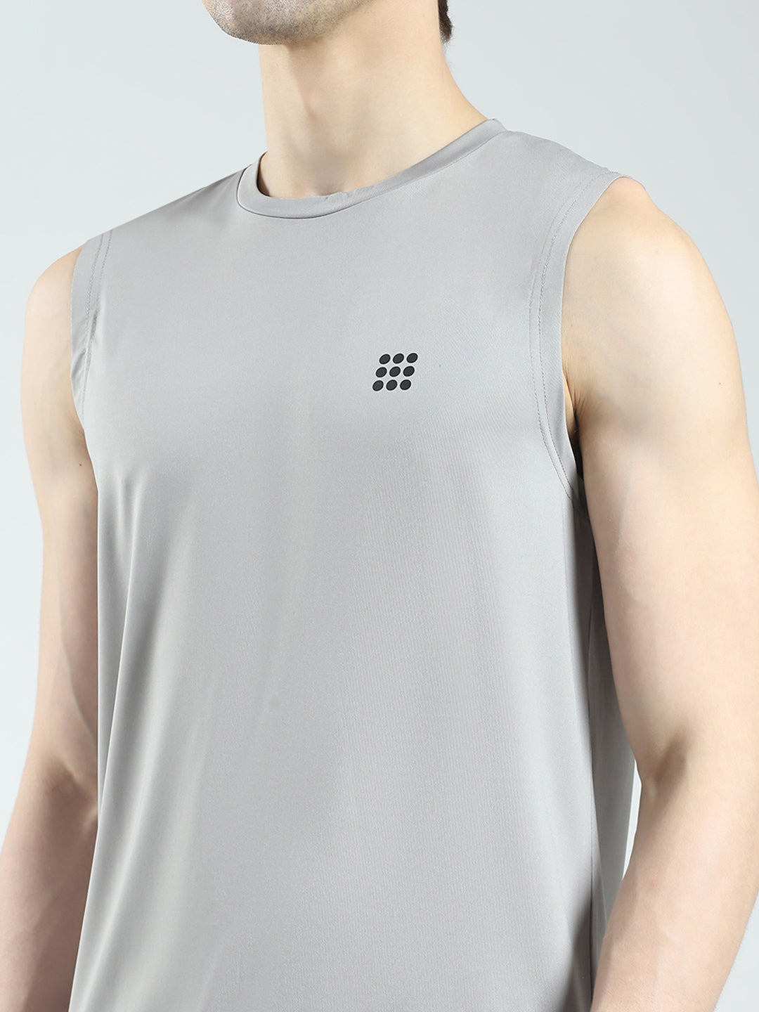 Rock.it Men Grey Solid Round Neck Sleeveless T-Shirt
