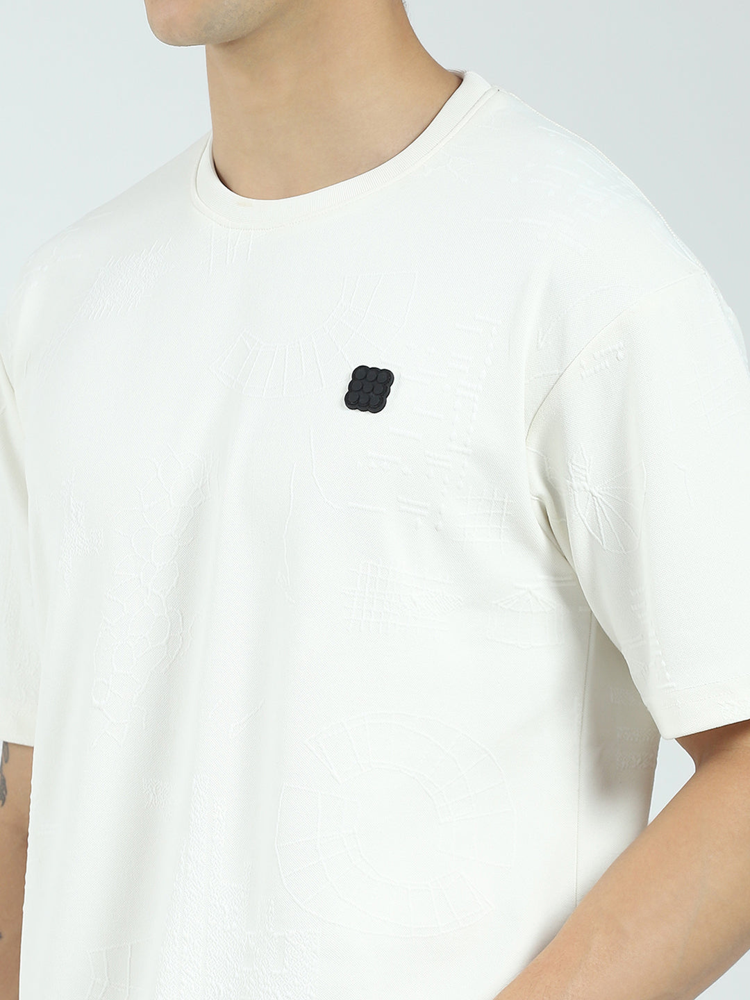 Rock.it Men Off White Self Design Round Neck Half Sleeve T-Shirt