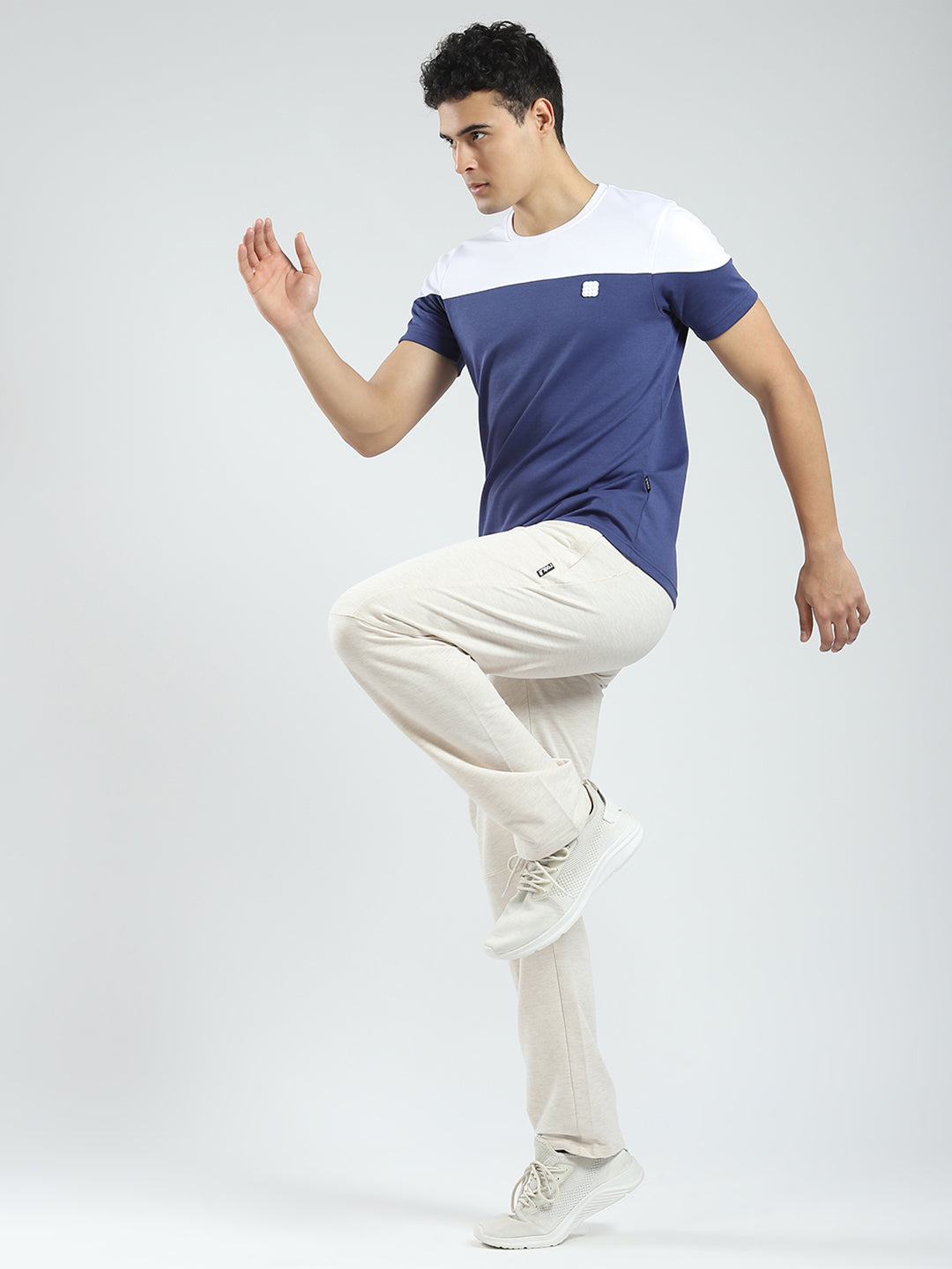 Rock.it Men Blue Solid Round Neck Half Sleeve T-Shirt