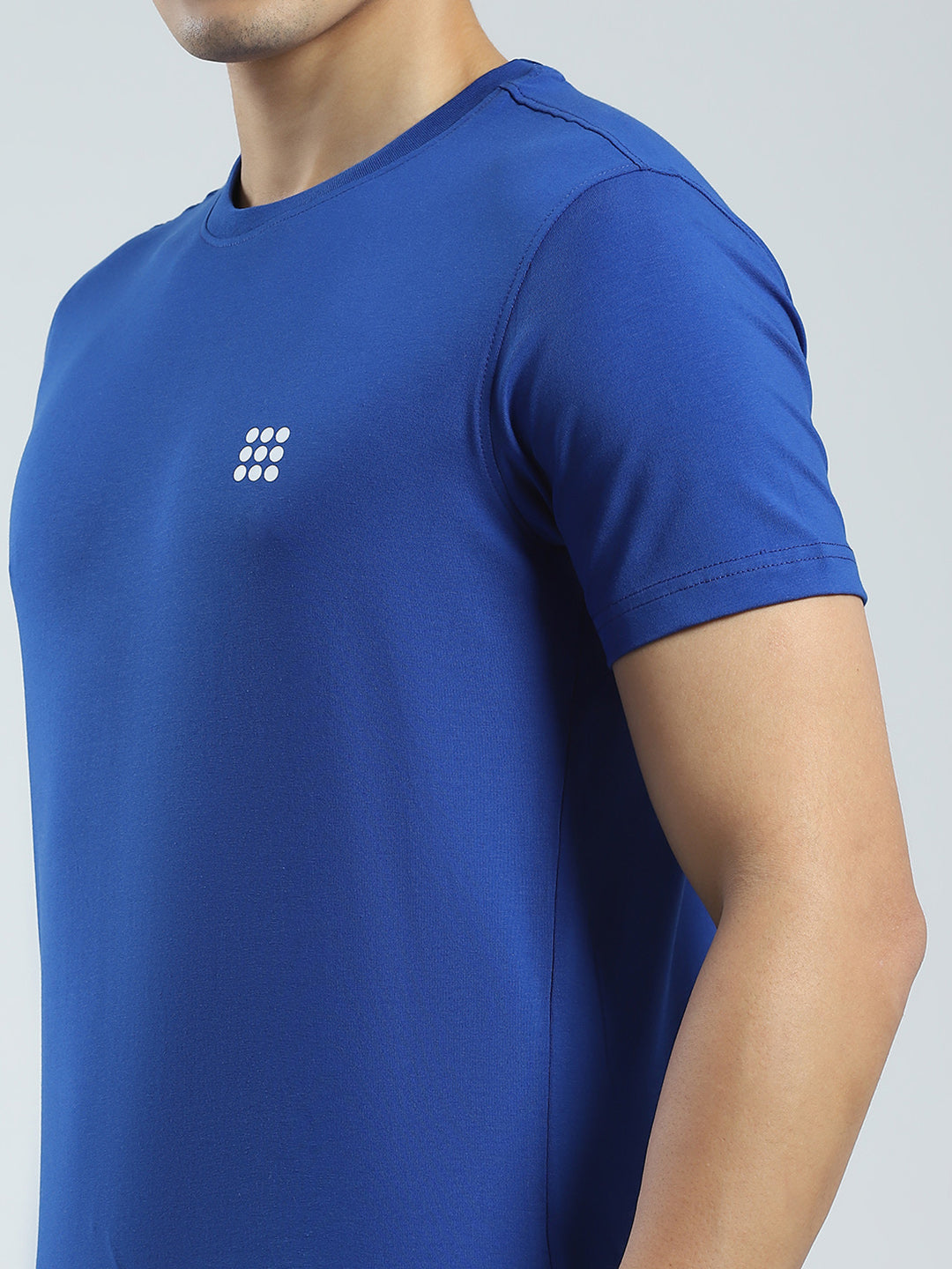 Rock.it Men Blue Solid Round Neck Half Sleeve T-Shirt