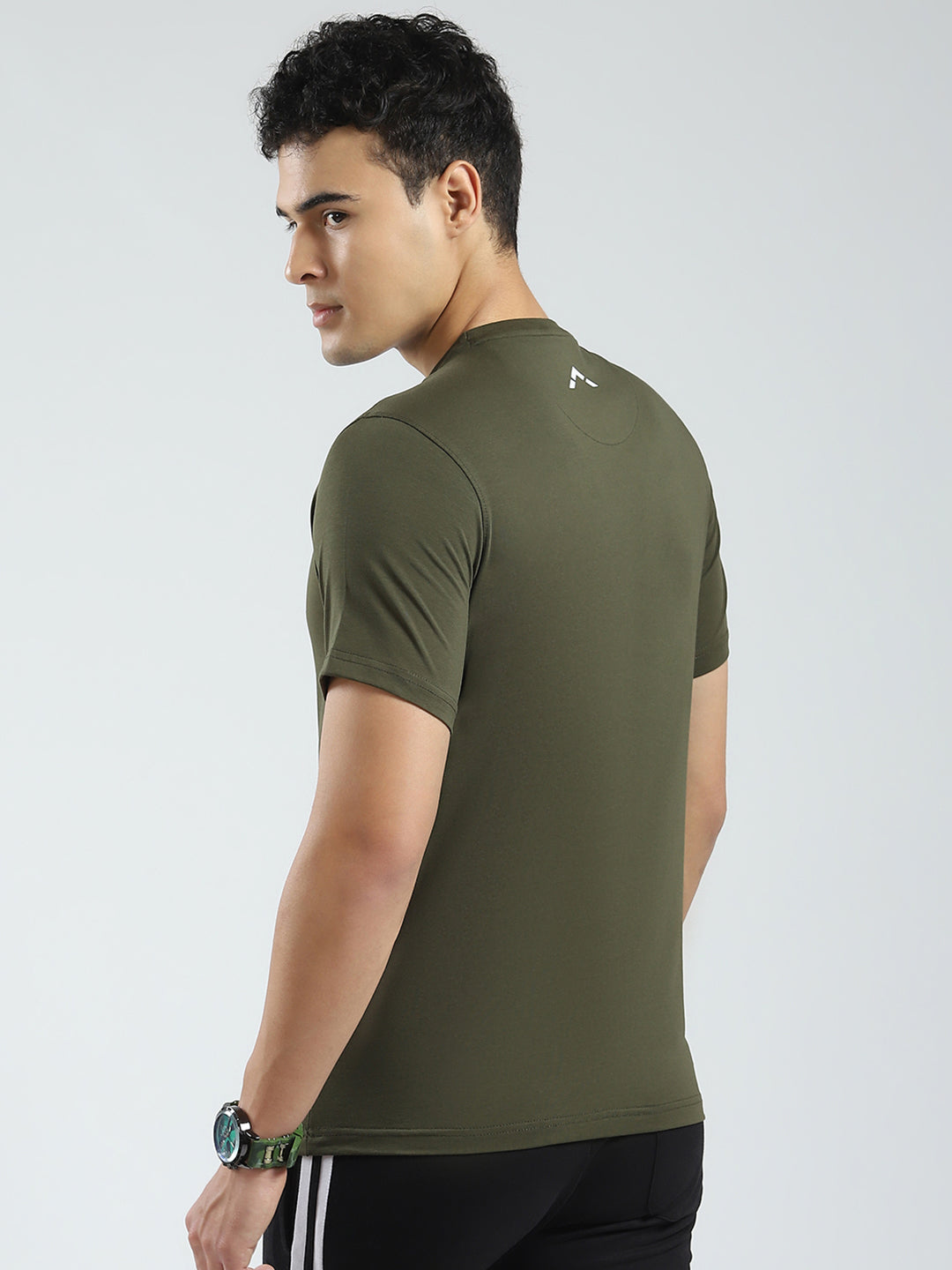 Rock.it Men Olive Solid Round Neck Half Sleeve T-Shirt