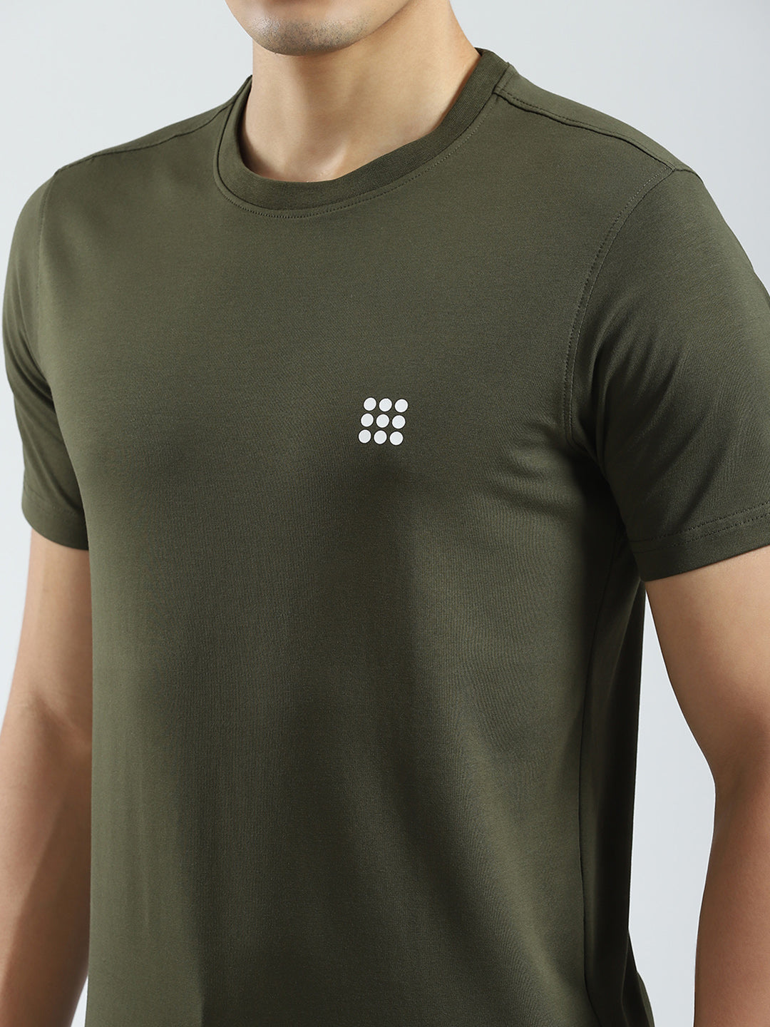 Rock.it Men Olive Solid Round Neck Half Sleeve T-Shirt