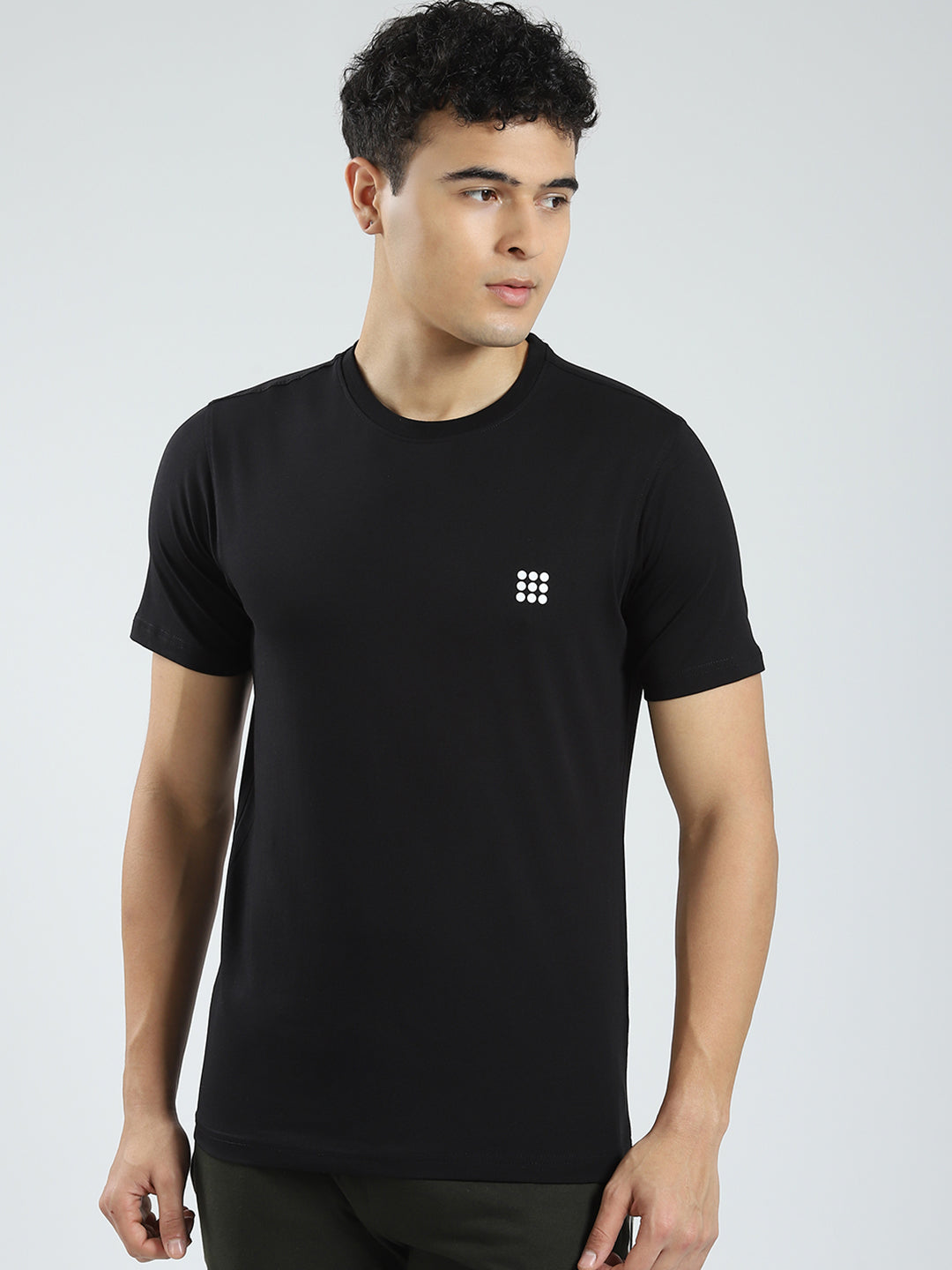 Rock.it Men Black Solid Round Neck Half Sleeve T-Shirt