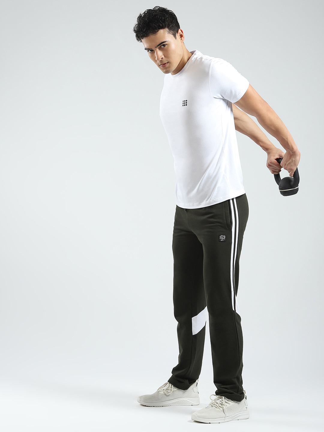 Rock.it Men White Solid Round Neck Half Sleeve T-Shirt