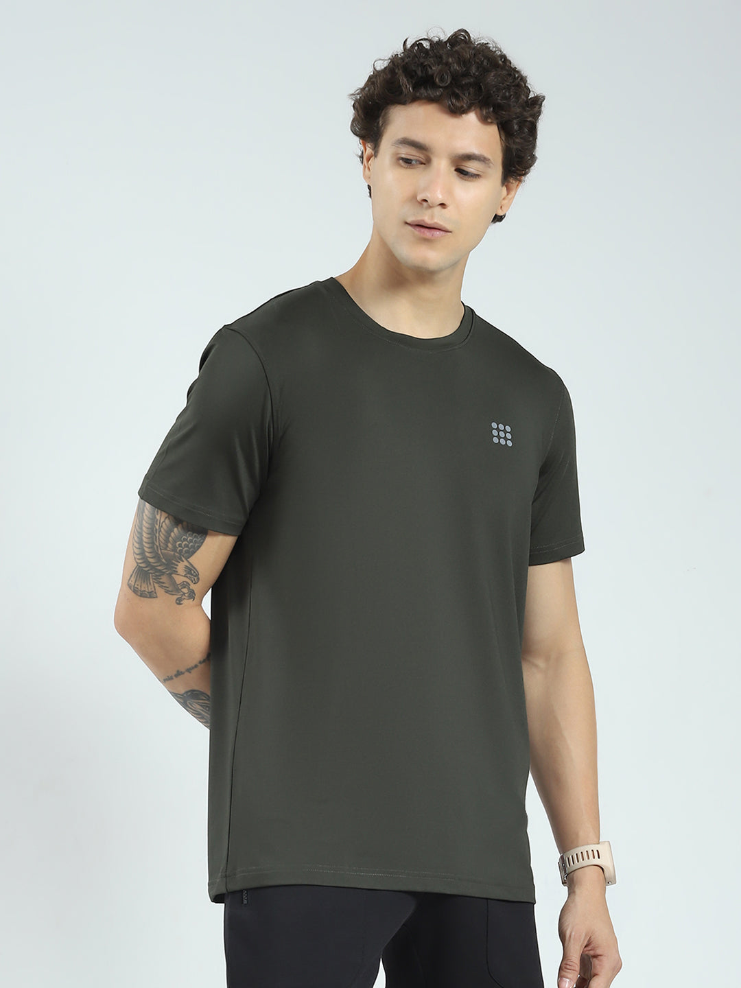Rock.it Men Olive Solid Round Neck Half Sleeve T-Shirt