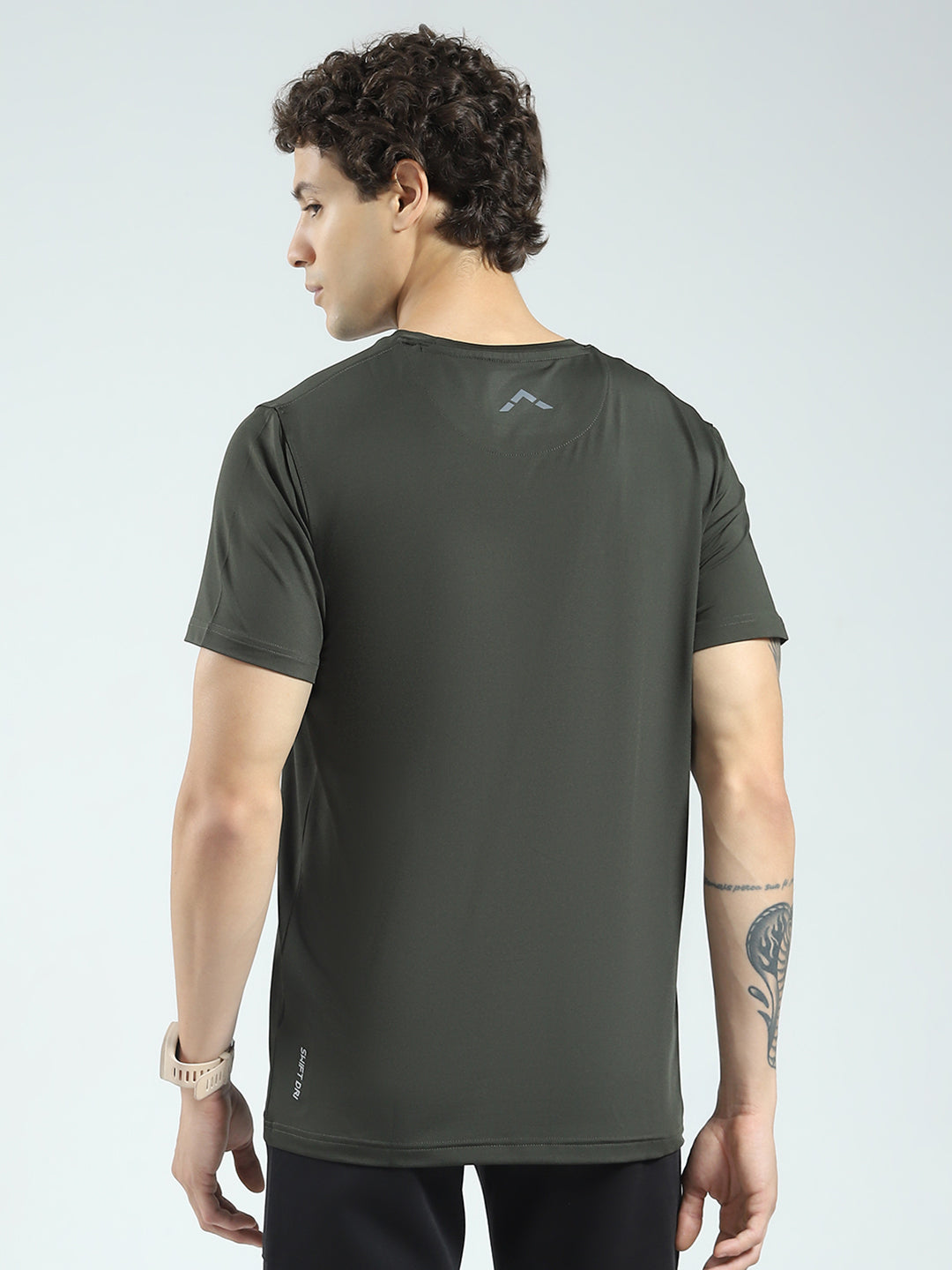 Rock.it Men Olive Solid Round Neck Half Sleeve T-Shirt