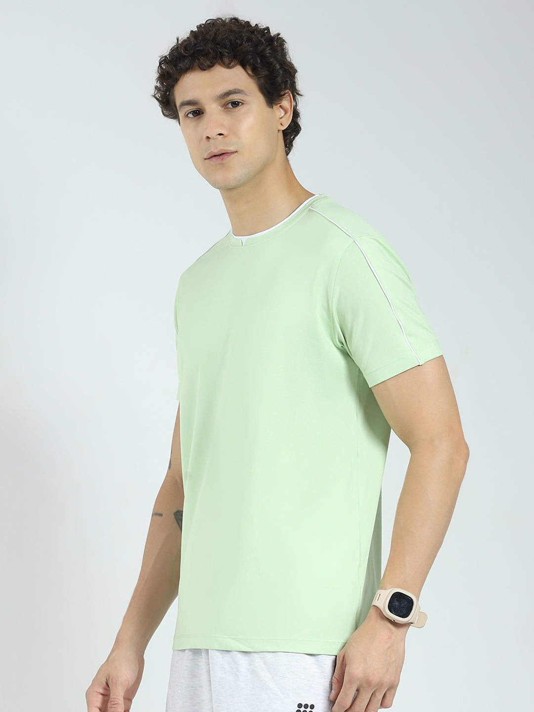 Rock.it Men Green Solid Round Neck Half Sleeve T-Shirt