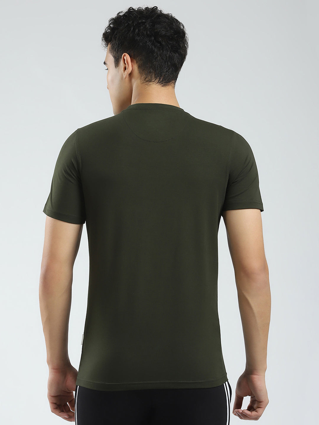 Rock.it Men Olive Solid Round Neck Half Sleeve T-Shirt