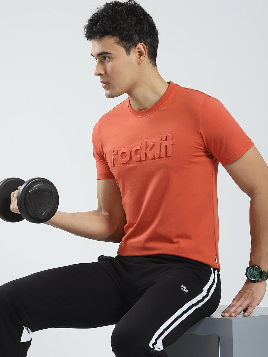 Rock.it Men Rust Solid Round Neck Half Sleeve T-Shirt