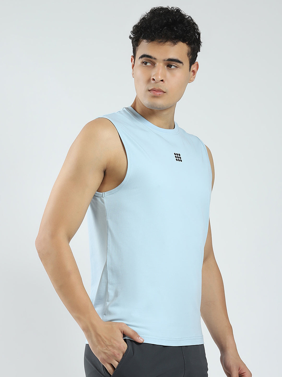 Rock.it Men Blue Solid Round Neck Sleeveless T-Shirt