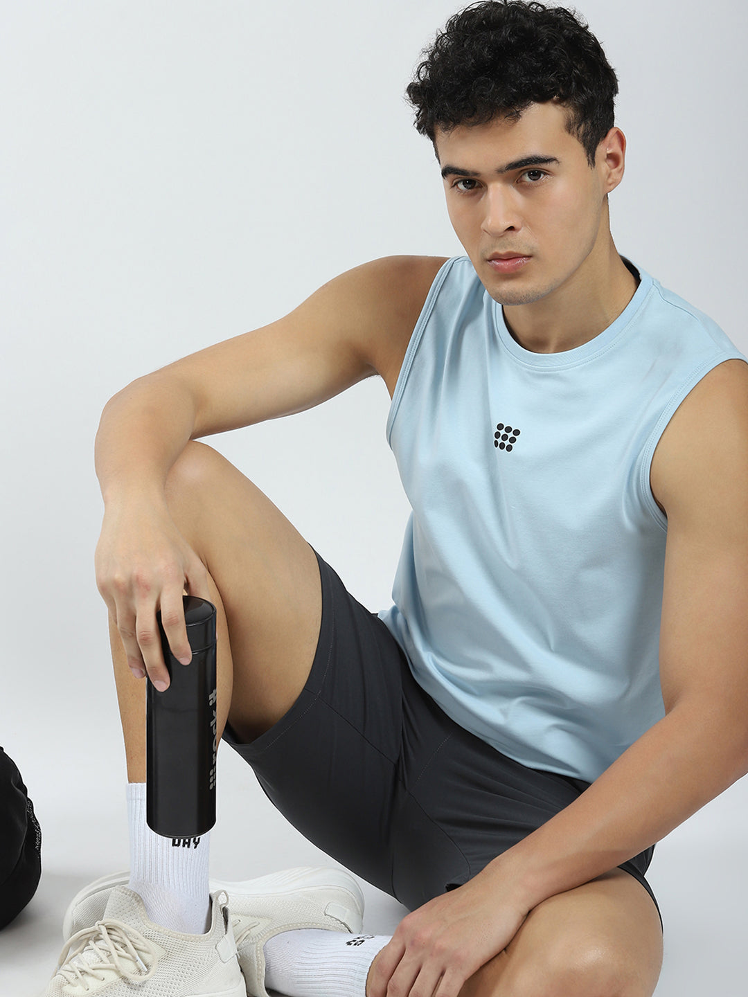 Rock.it Men Blue Solid Round Neck Sleeveless T-Shirt