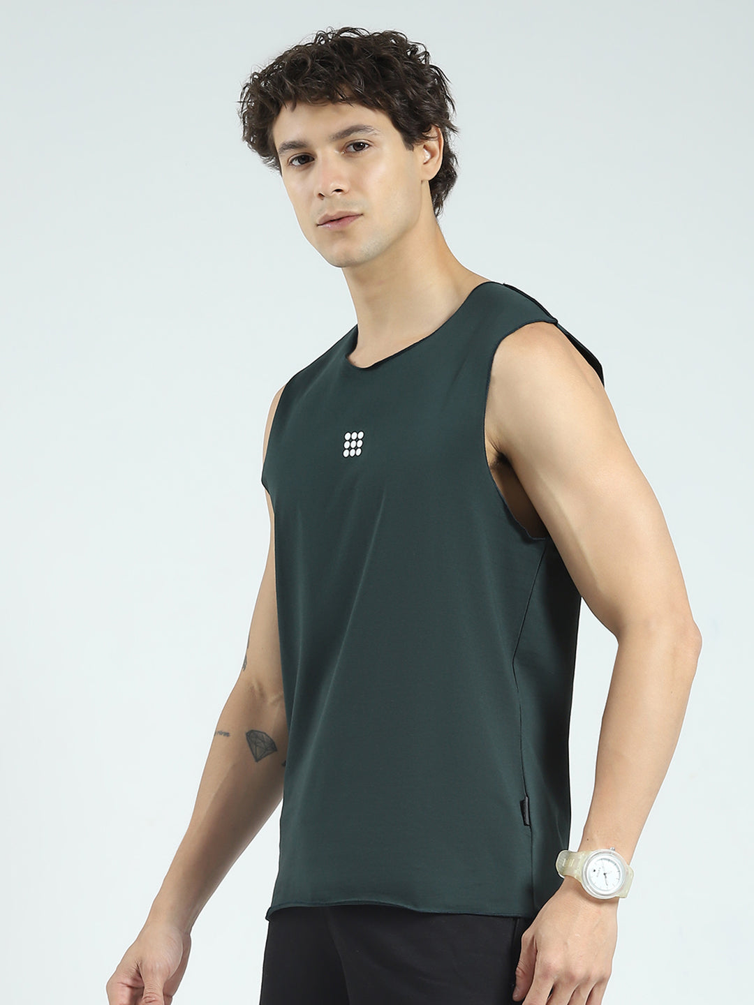 Rock.it Men Olive Solid Round Neck Sleeveless T-Shirt