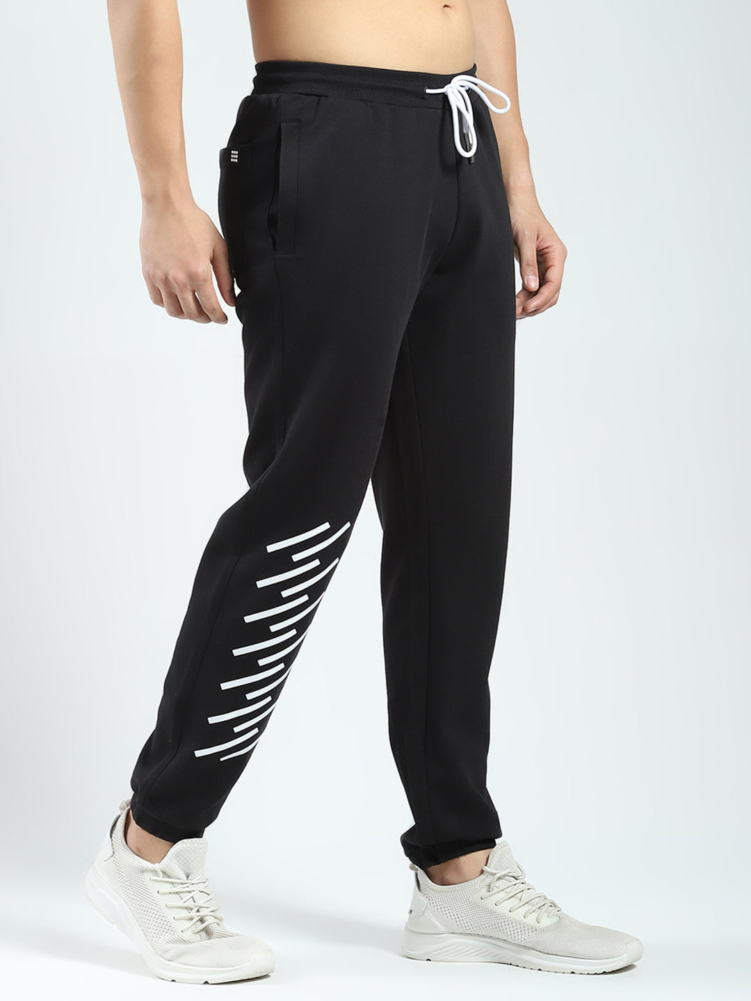 Rock.it Men Black Printed Regular Fit Jogger