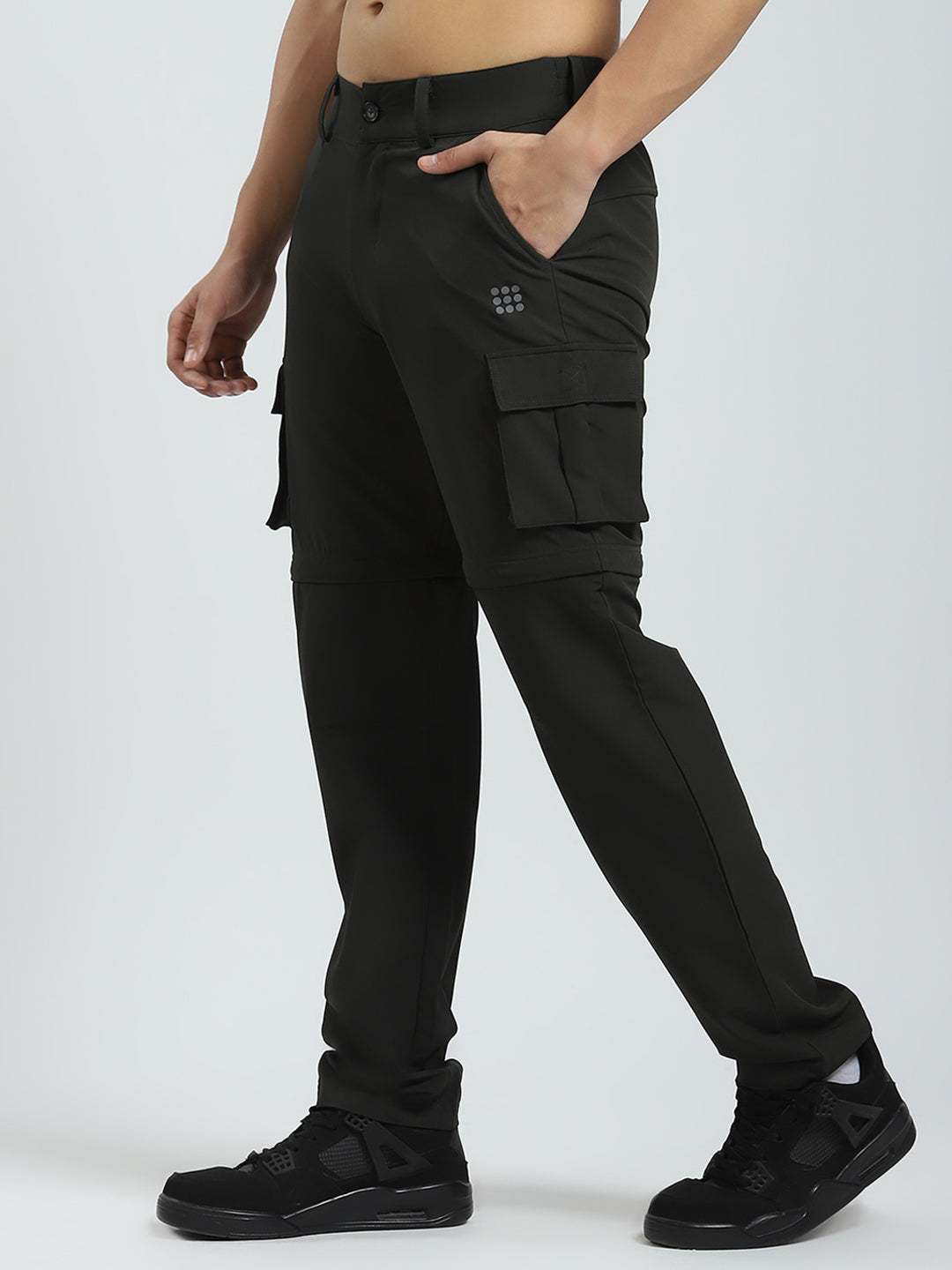 Rock.it Men Olive Solid Regular Fit Cargo