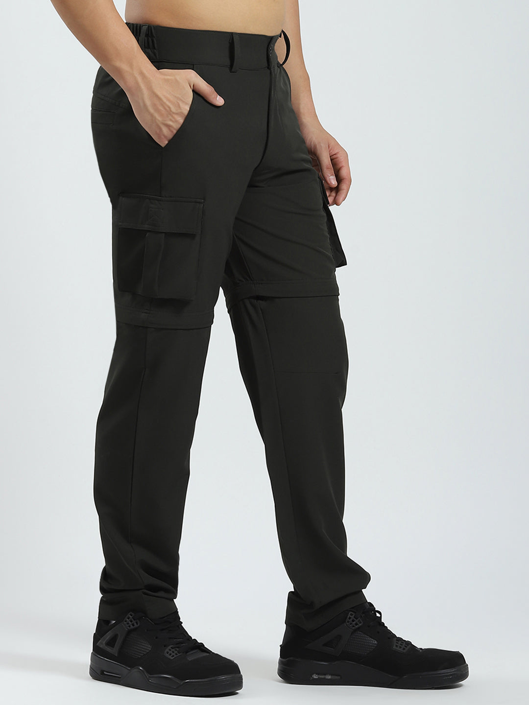 Rock.it Men Olive Solid Regular Fit Cargo