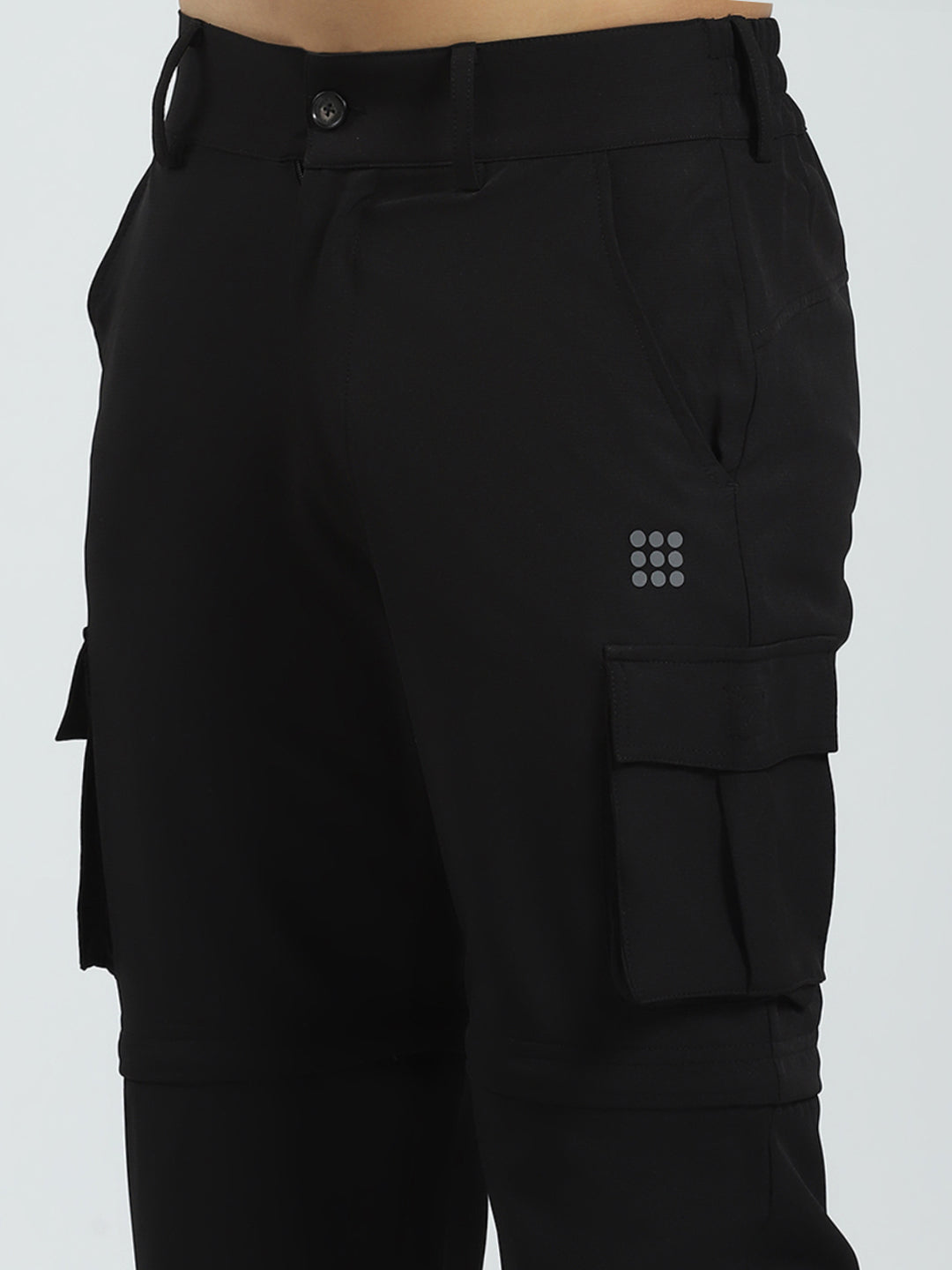 Rock.it Men Black Solid Regular Fit Cargo