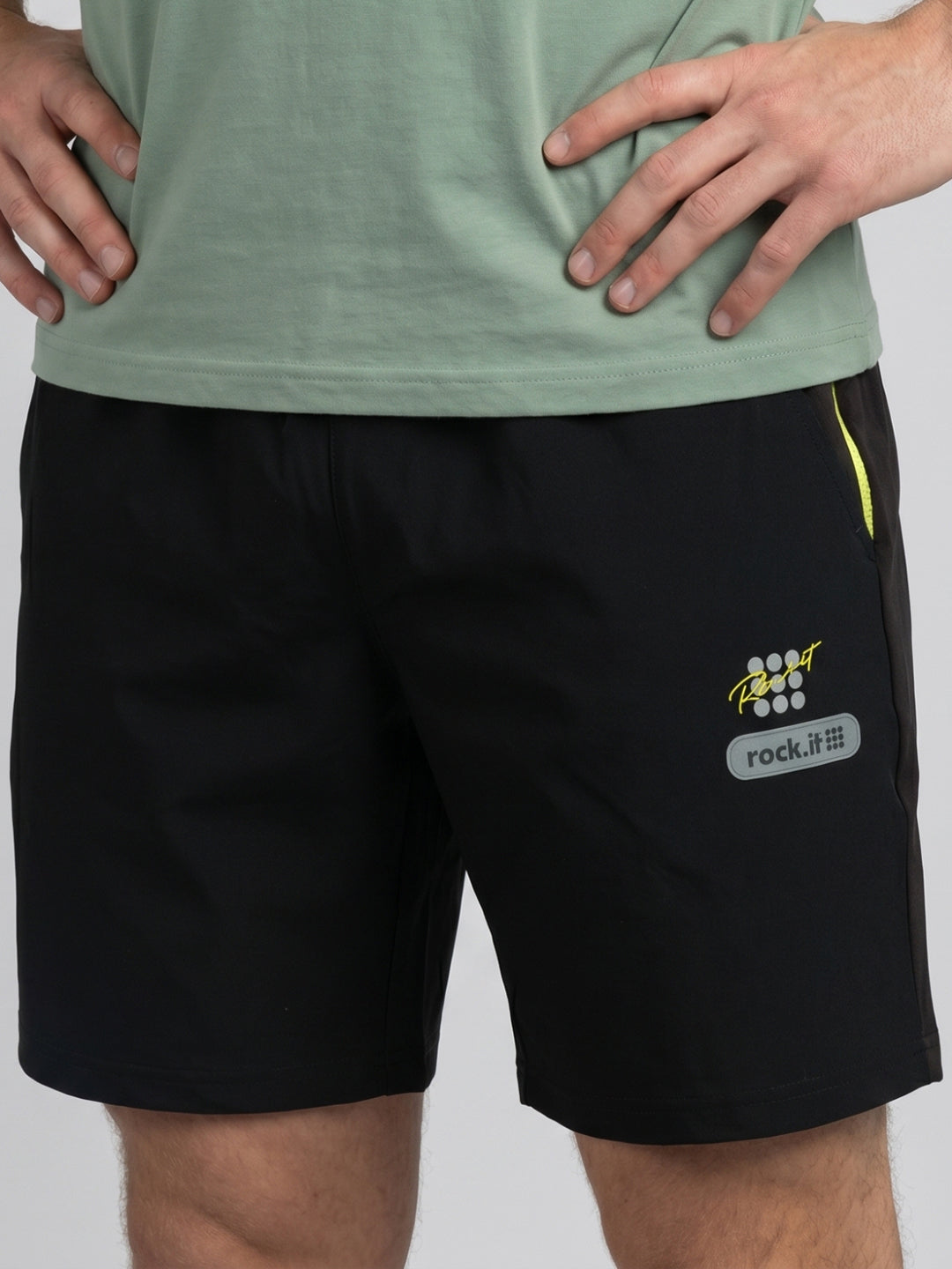 Rock.it Men Black Solid Regular Fit Shorts