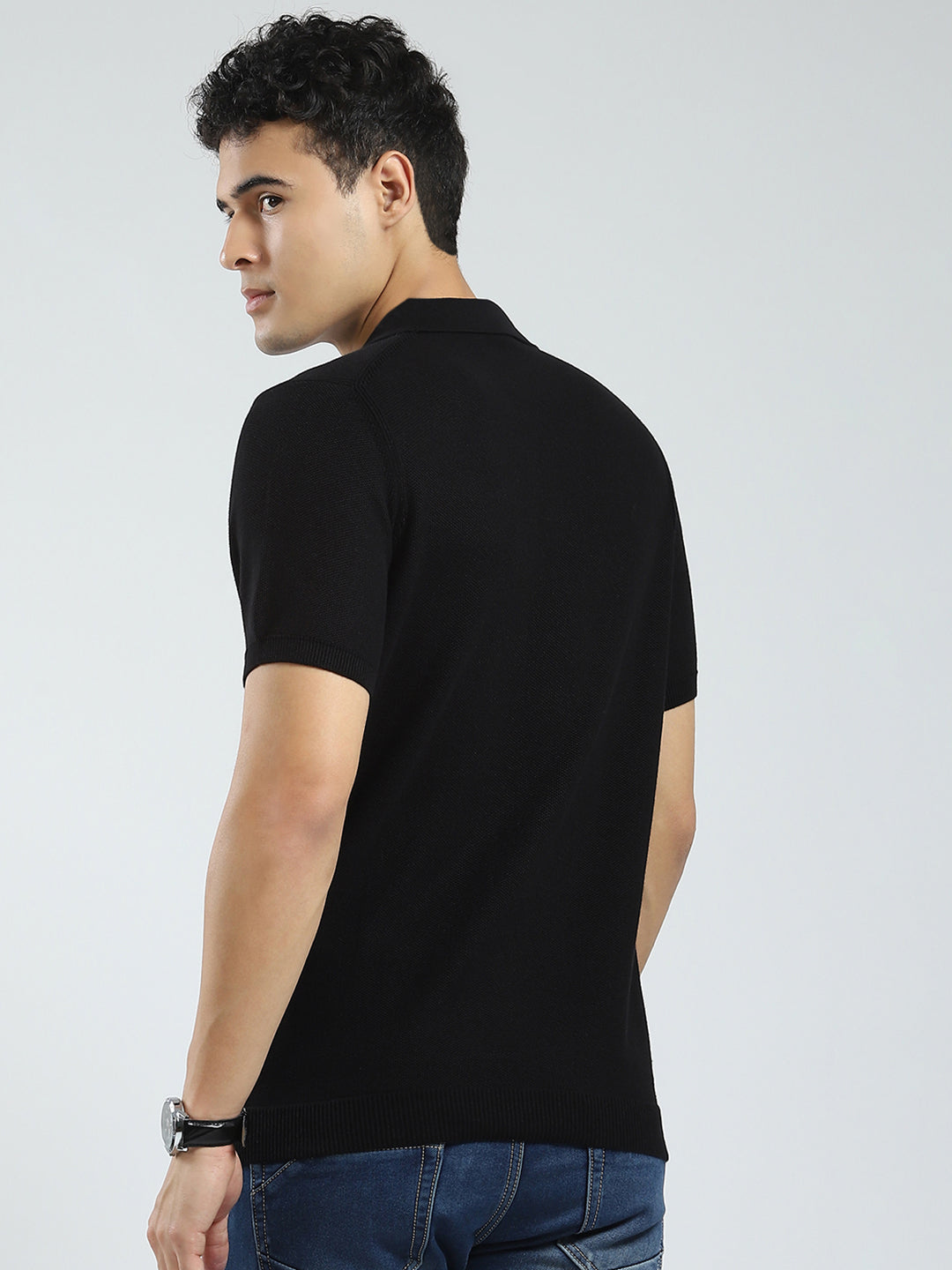 Rock.it Men Black Solid Collar Half Sleeve T-Shirt