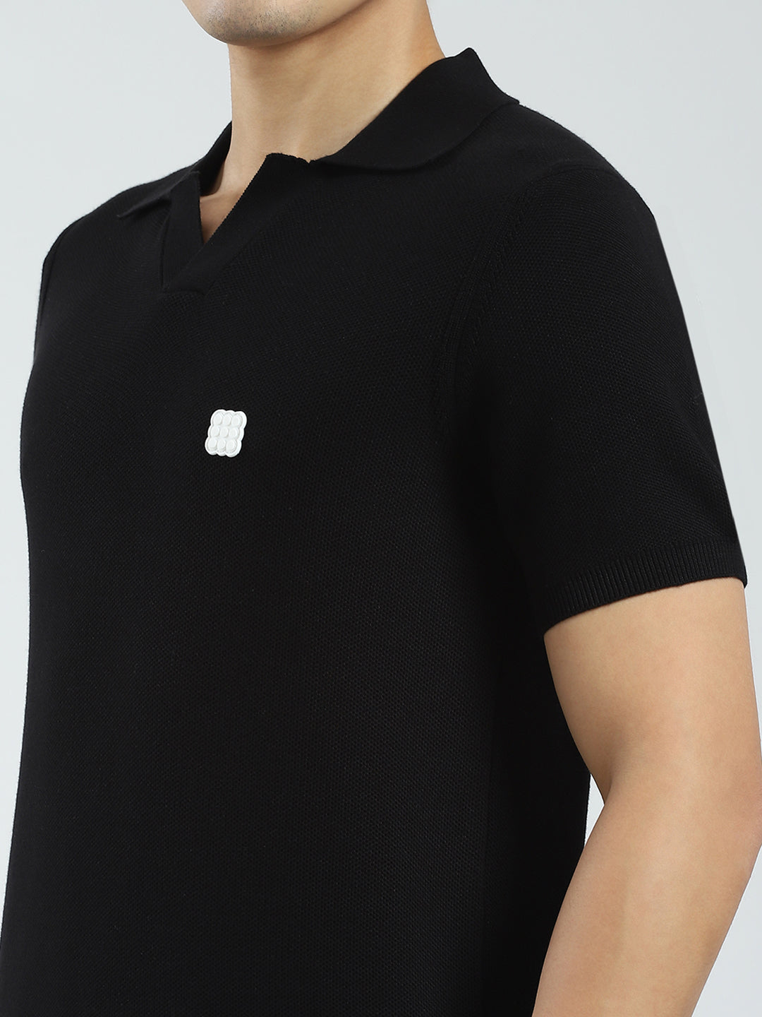 Rock.it Men Black Solid Collar Half Sleeve T-Shirt