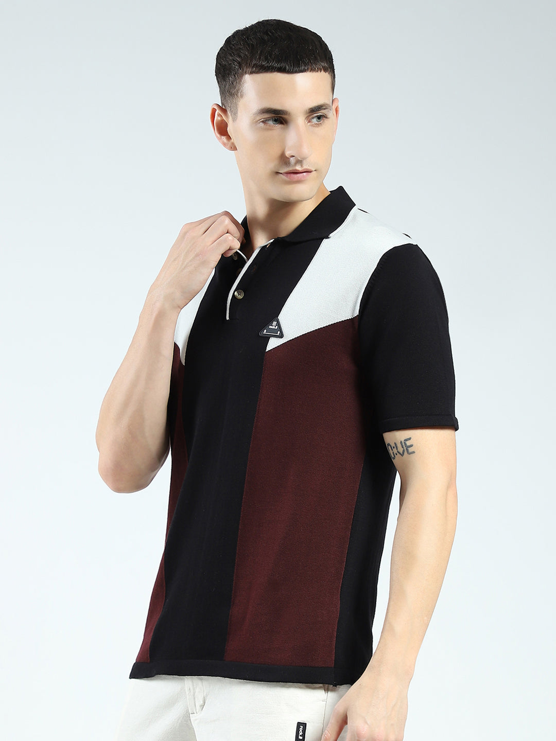 Rock.it Men Black Self Design Collar Half Sleeve T-Shirt