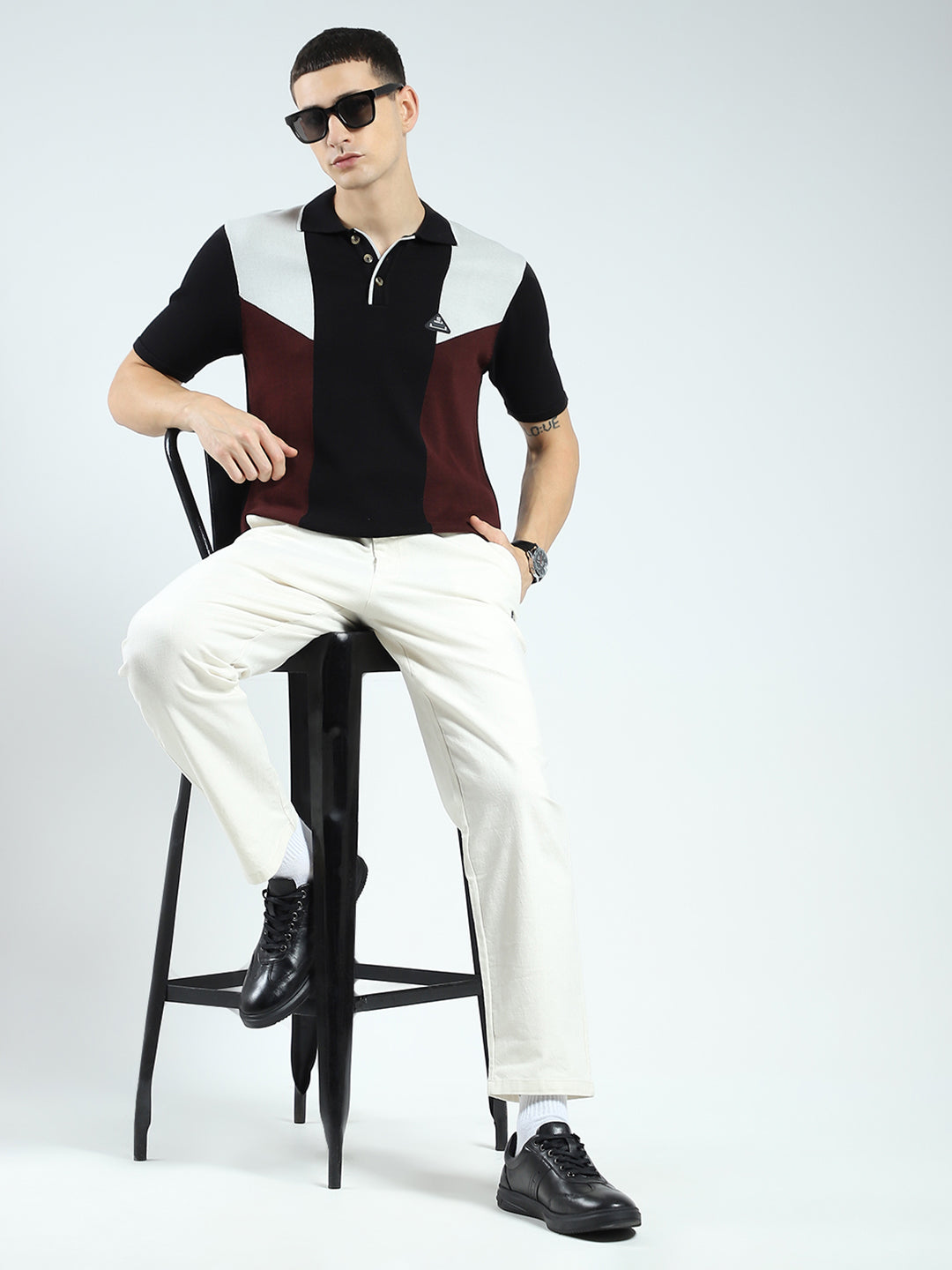 Rock.it Men Black Self Design Collar Half Sleeve T-Shirt