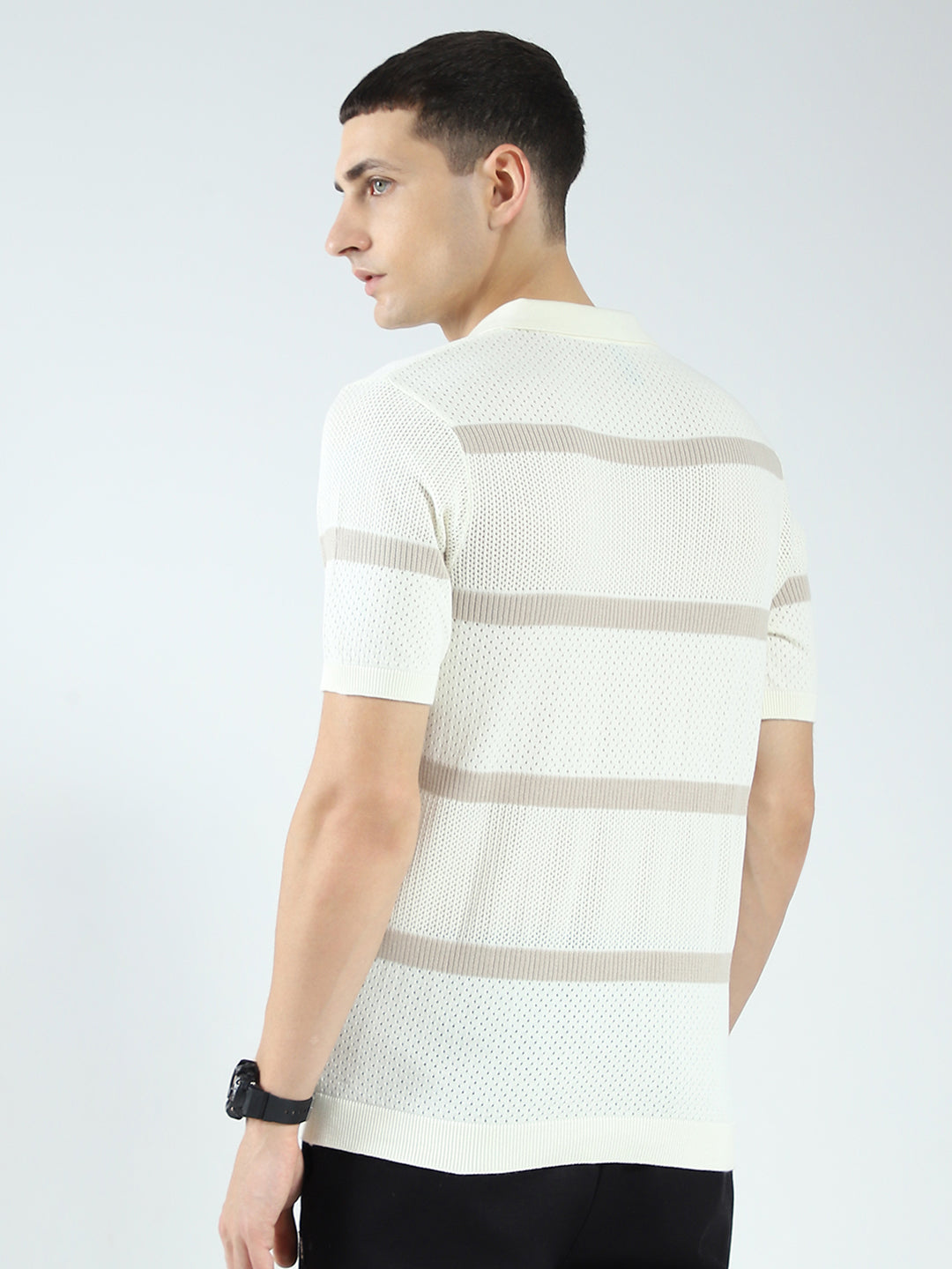 Rock.it Men Off White Stripe Collar Half Sleeve T-Shirt