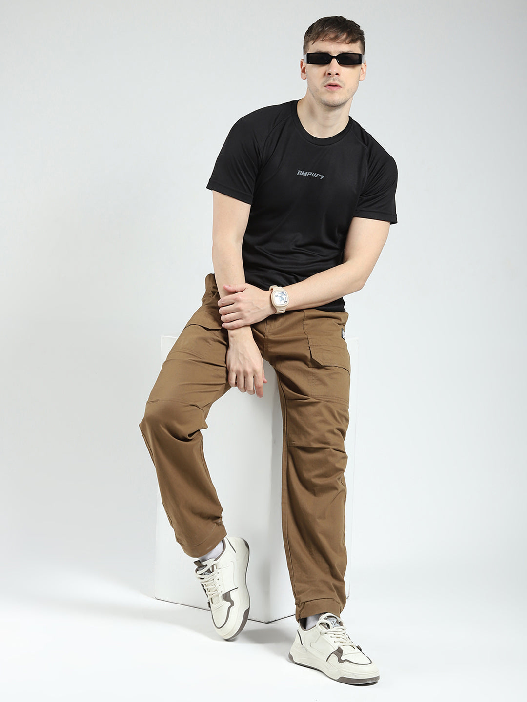 Rock.it Men Brown Solid Straight Fit Cargo