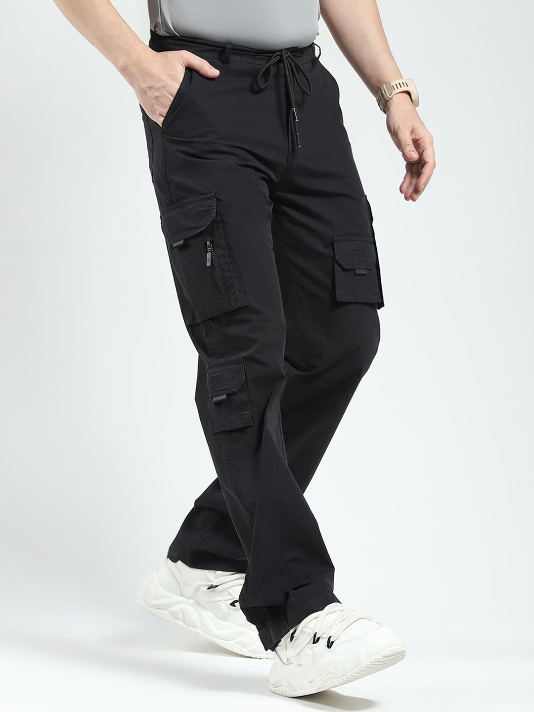 Rock.it Men Black Solid Straight Fit Cargo