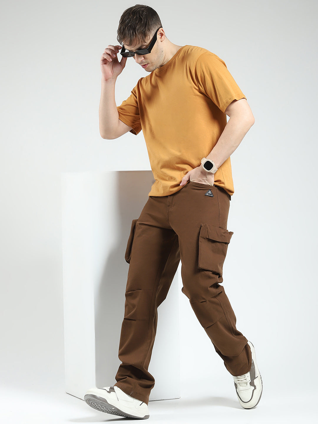 Rock.it Men Brown Solid Straight Fit Cargo