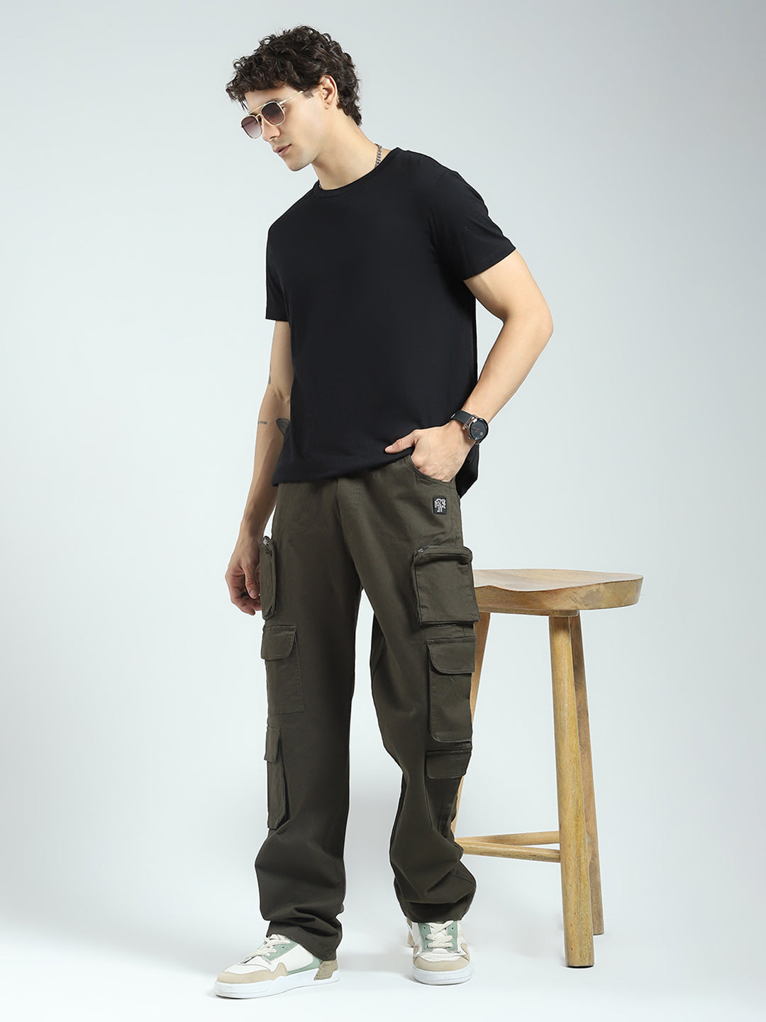Rock.it Men Olive Solid Straight Fit Cargo