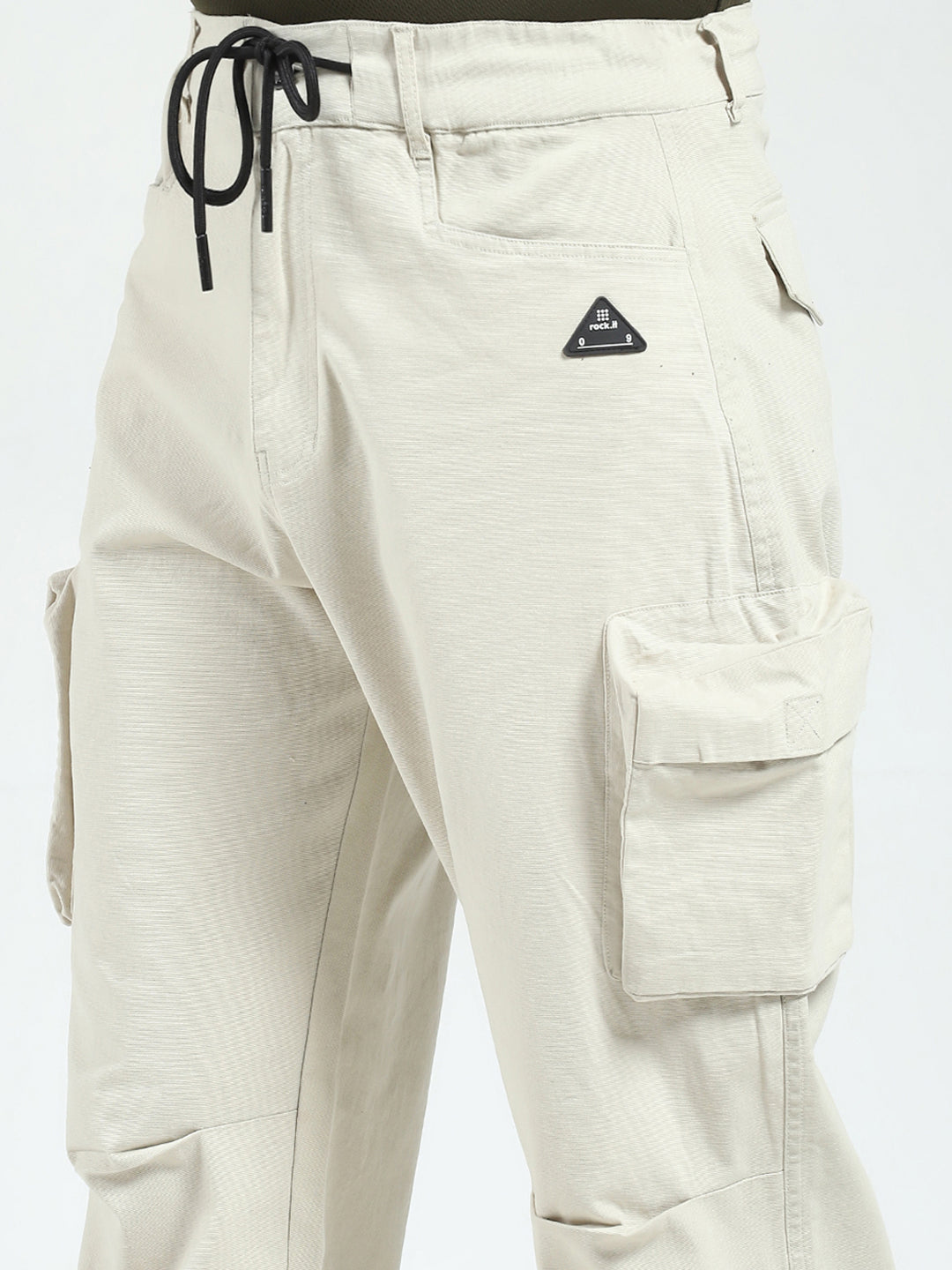 Rock.it Men Beige Solid Straight Fit Cargo