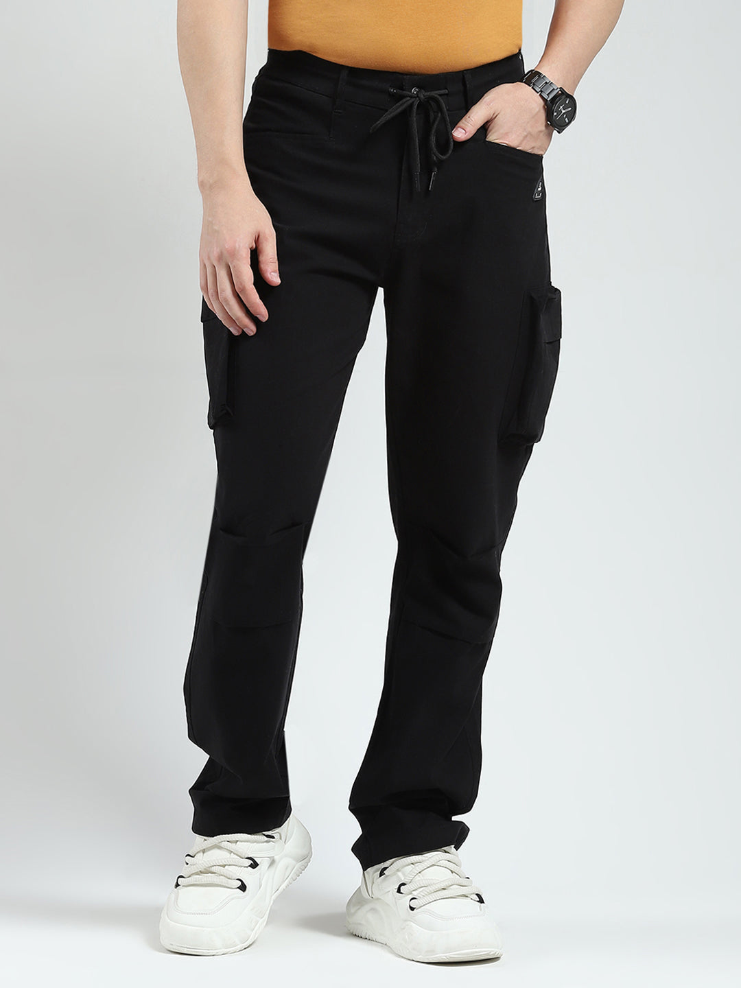 Men's Black Solid Straight Fit Cargos main image 0