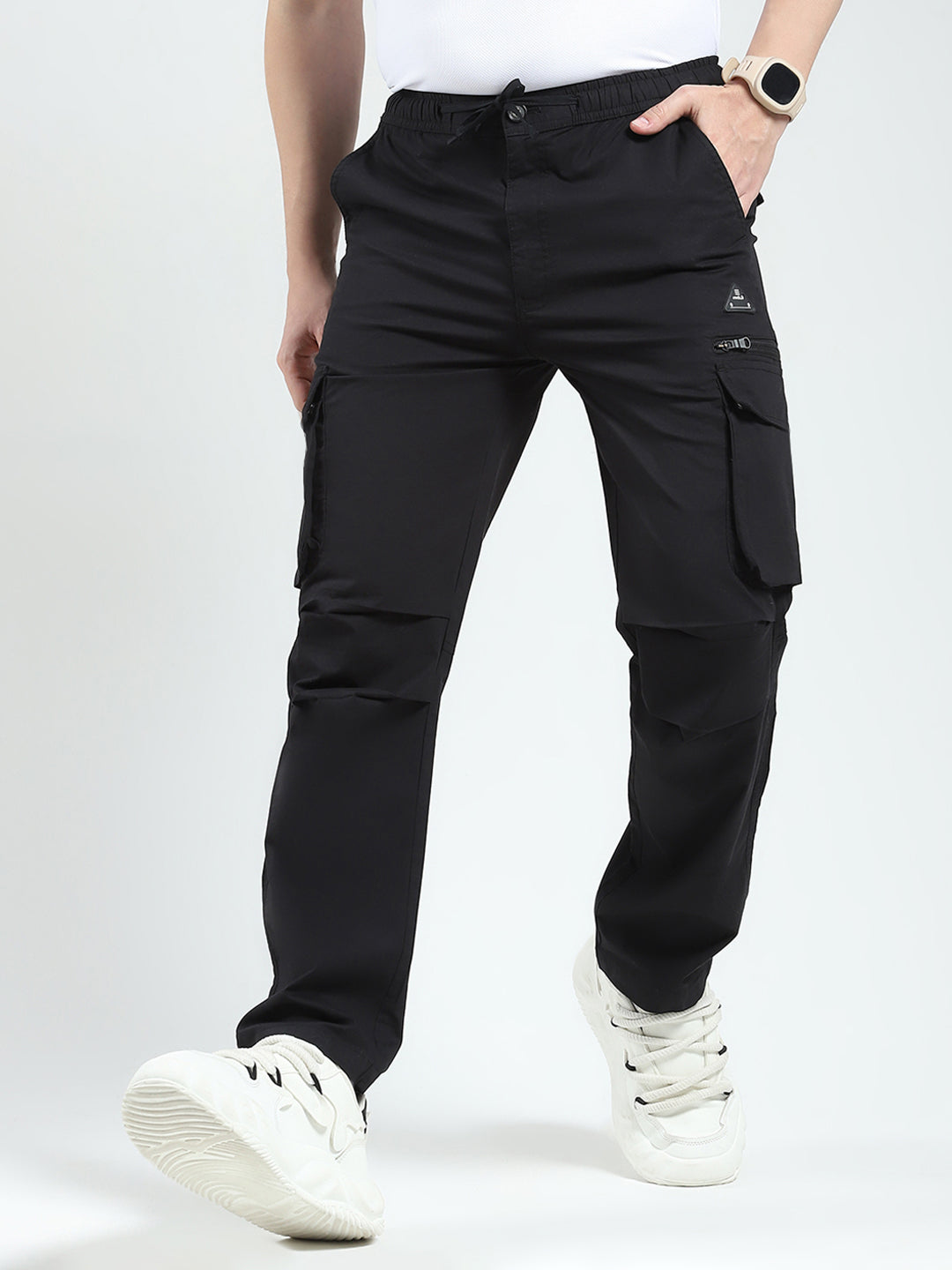 Rock.it Men Black Solid Regular Fit Cargo
