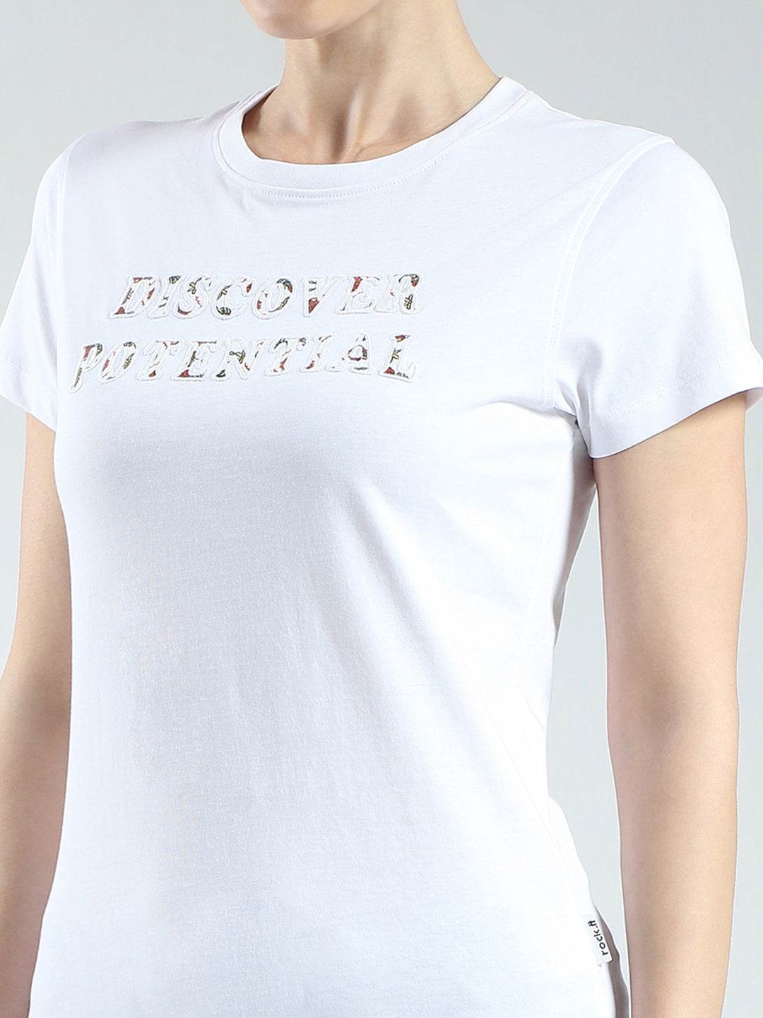 Rock.it Women White Solid Round Neck Half Sleeve Top