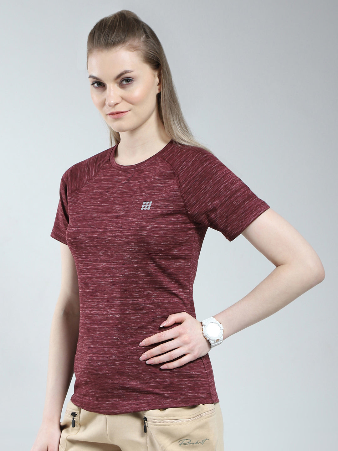Rock.it Women Maroon Solid Round Neck Half Sleeve Top