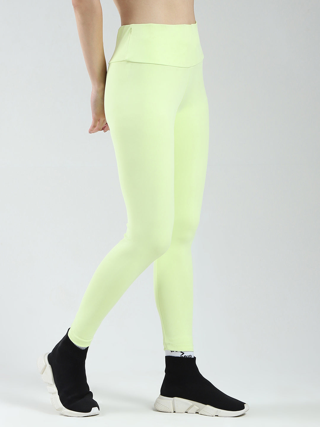 Rock.it Women Green Solid Regular Fit Legging