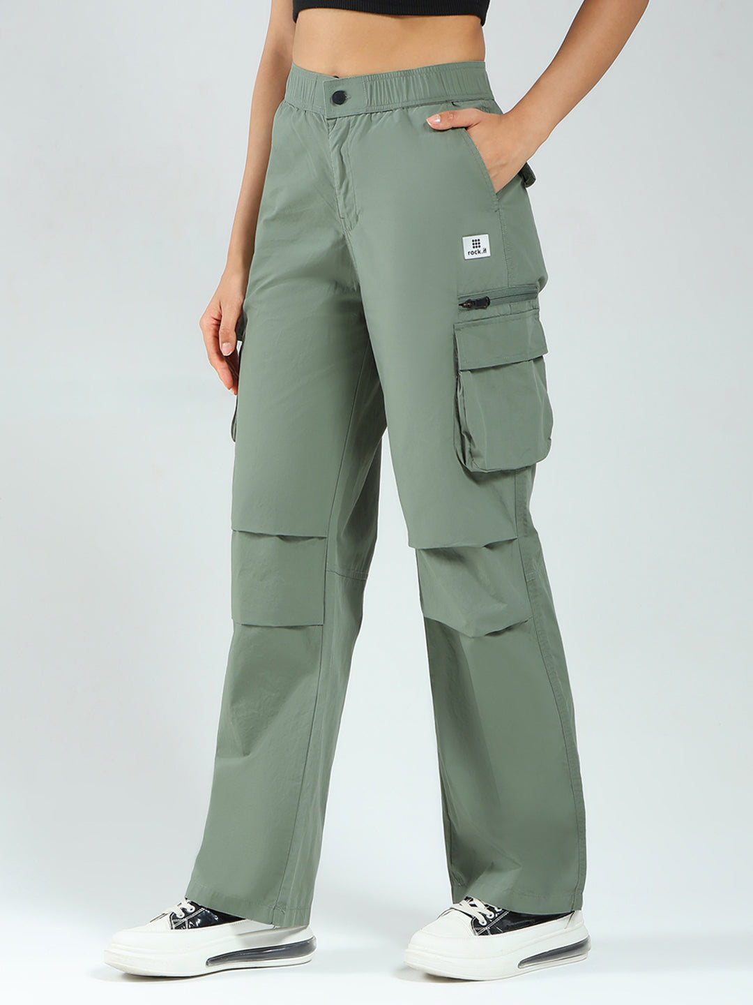 Rock.it Women Green Solid Straight Fit Cargo