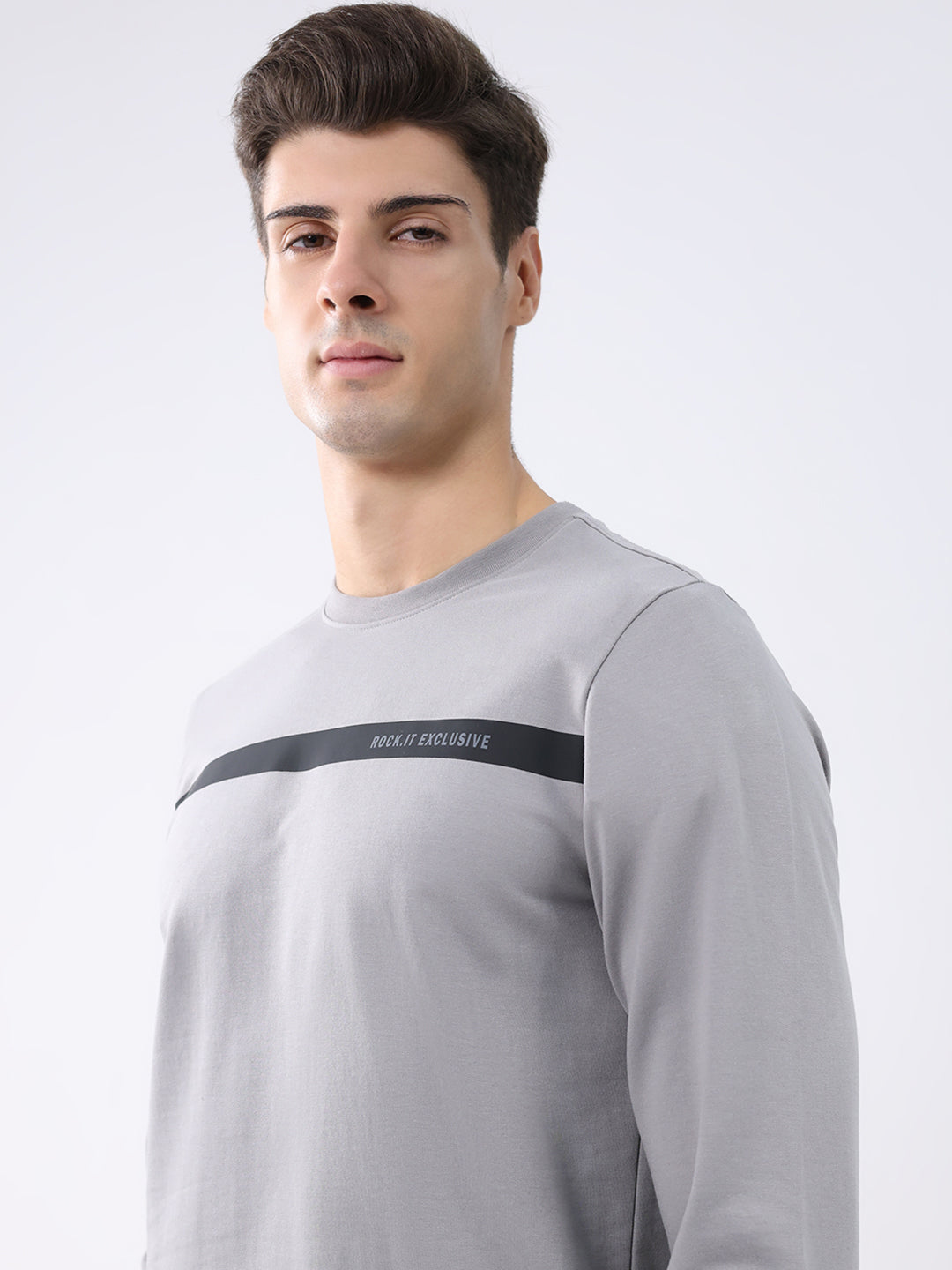 Rock.it Men Grey Solid Round Neck Full Sleeve Winter T-Shirt