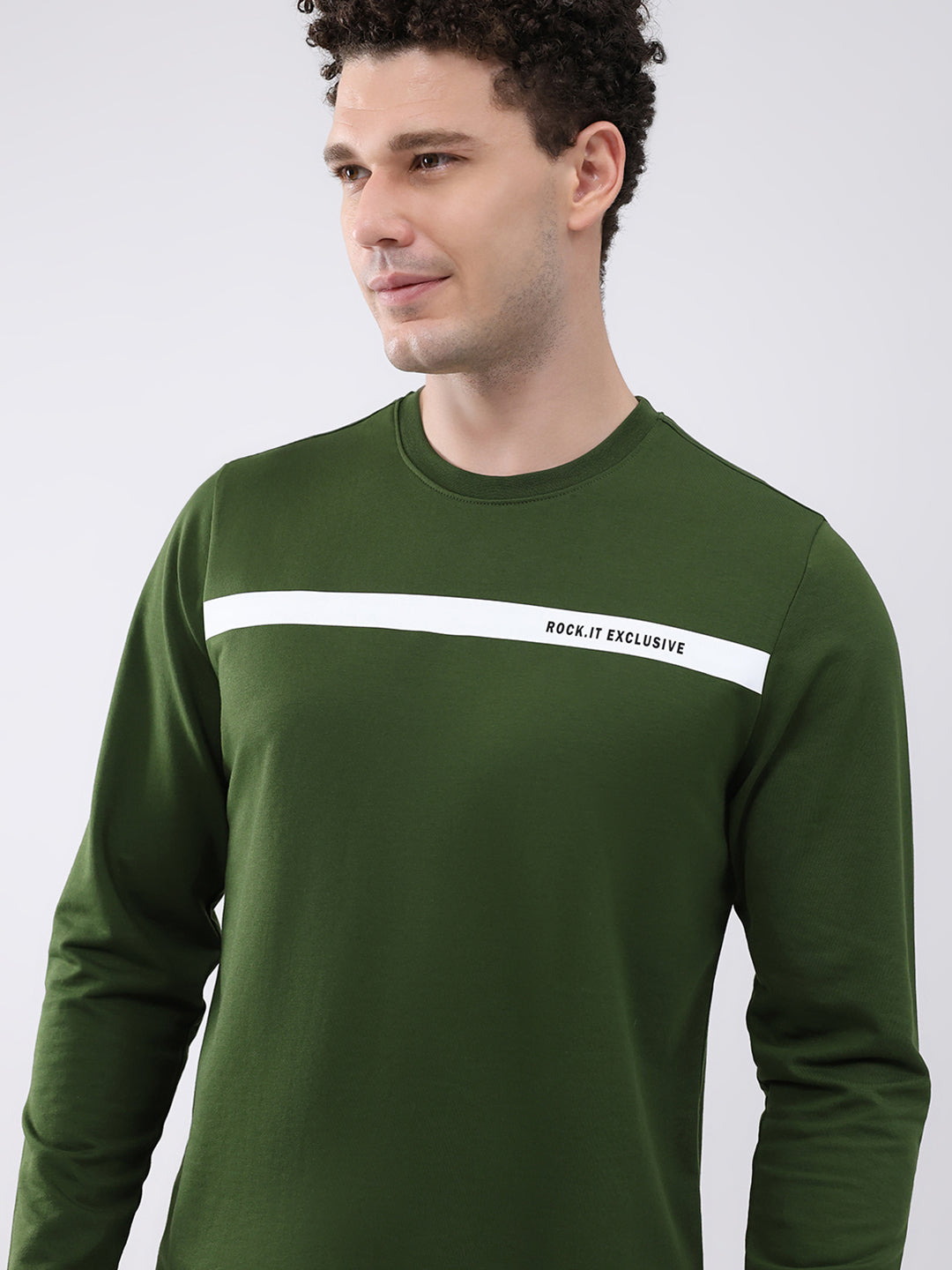 Rock.it Men Green Solid Round Neck Full Sleeve Winter T-Shirt