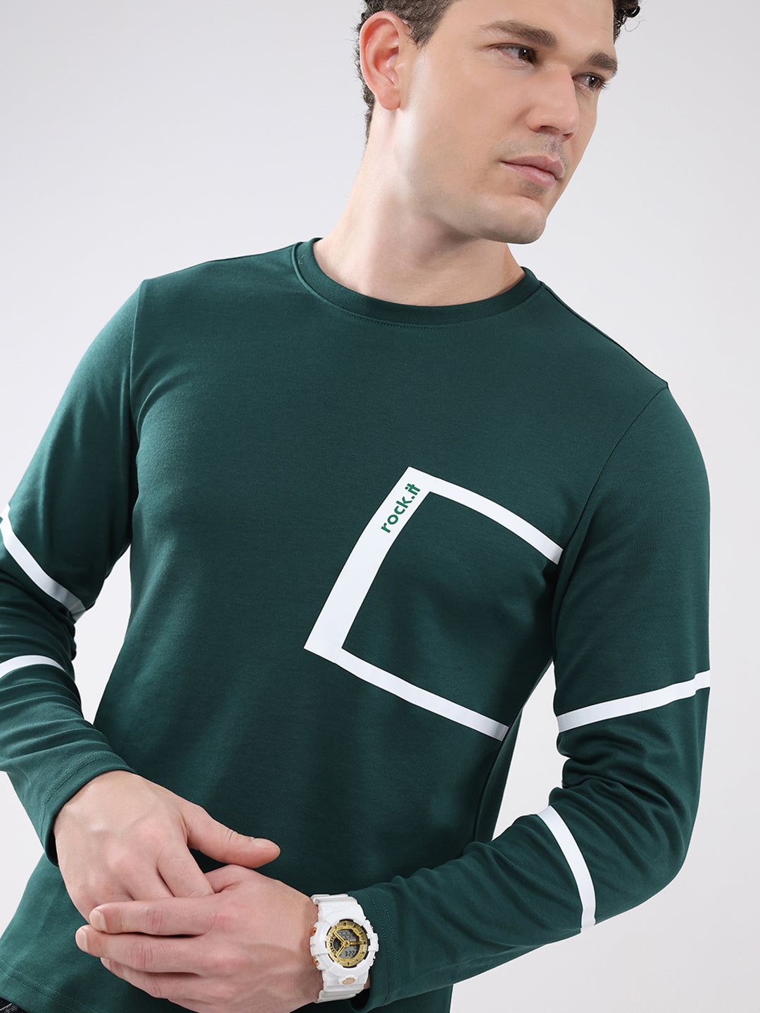 Rock.it Men Green Solid Round Neck Full Sleeve Winter T-Shirt